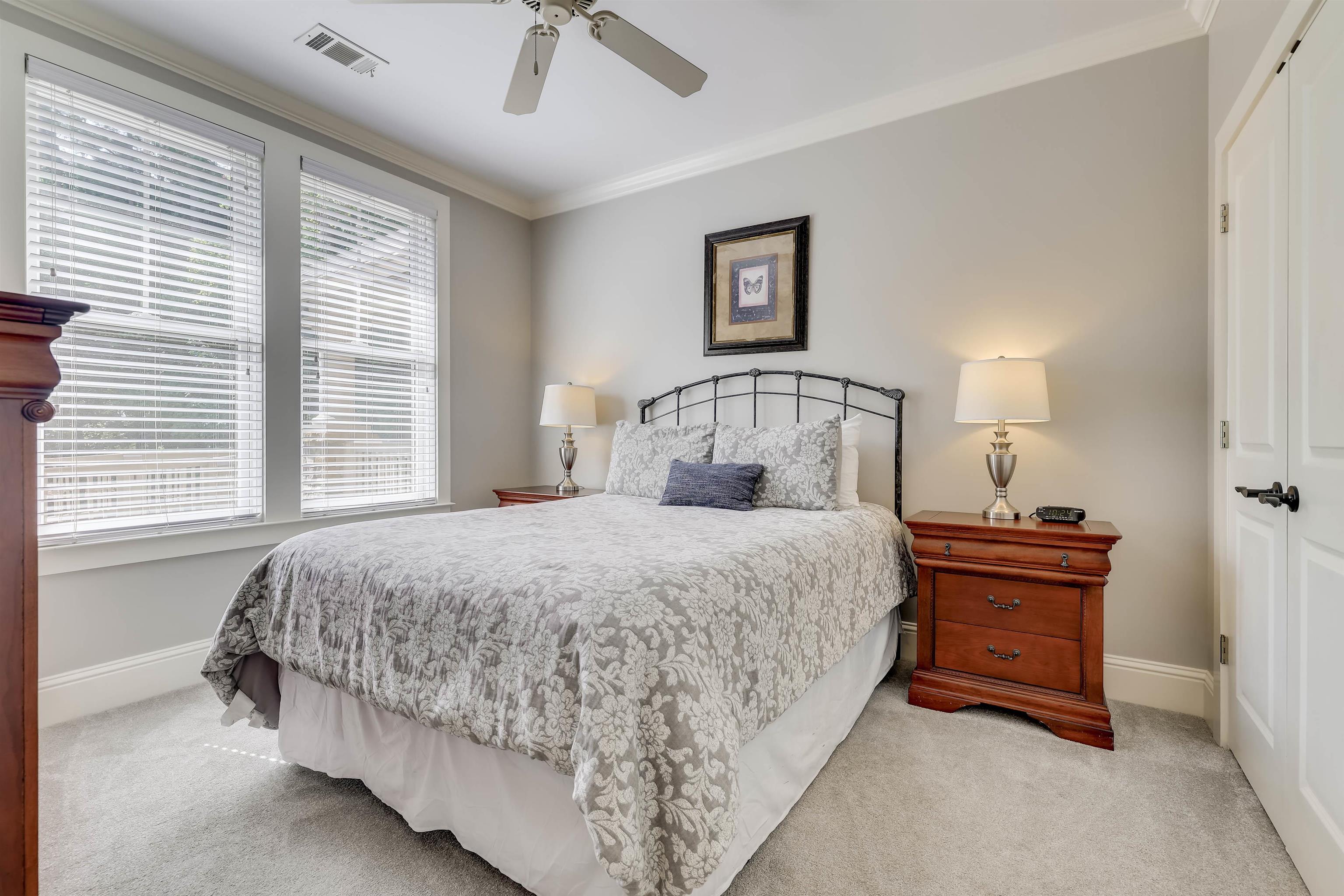 1010 D PORTAGE TRAIL