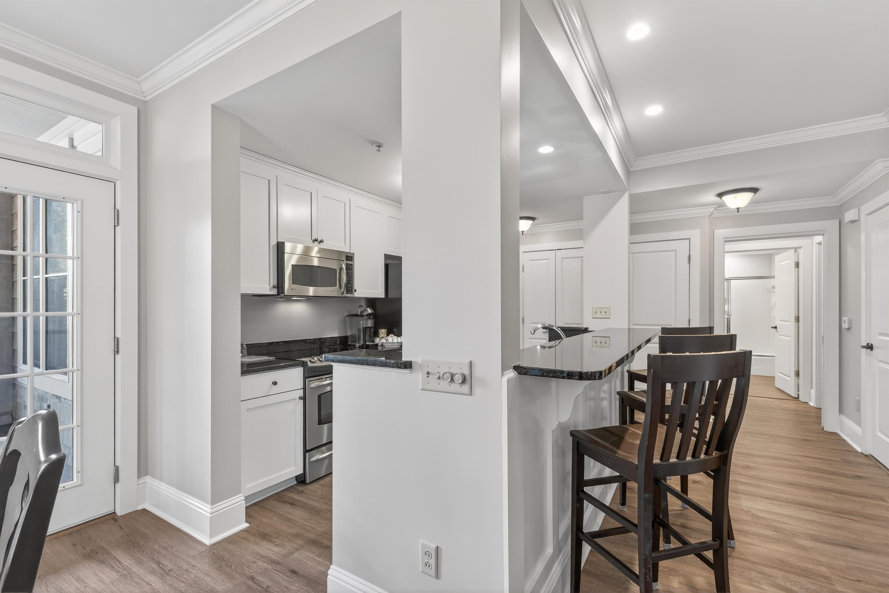 1010 D PORTAGE TRAIL