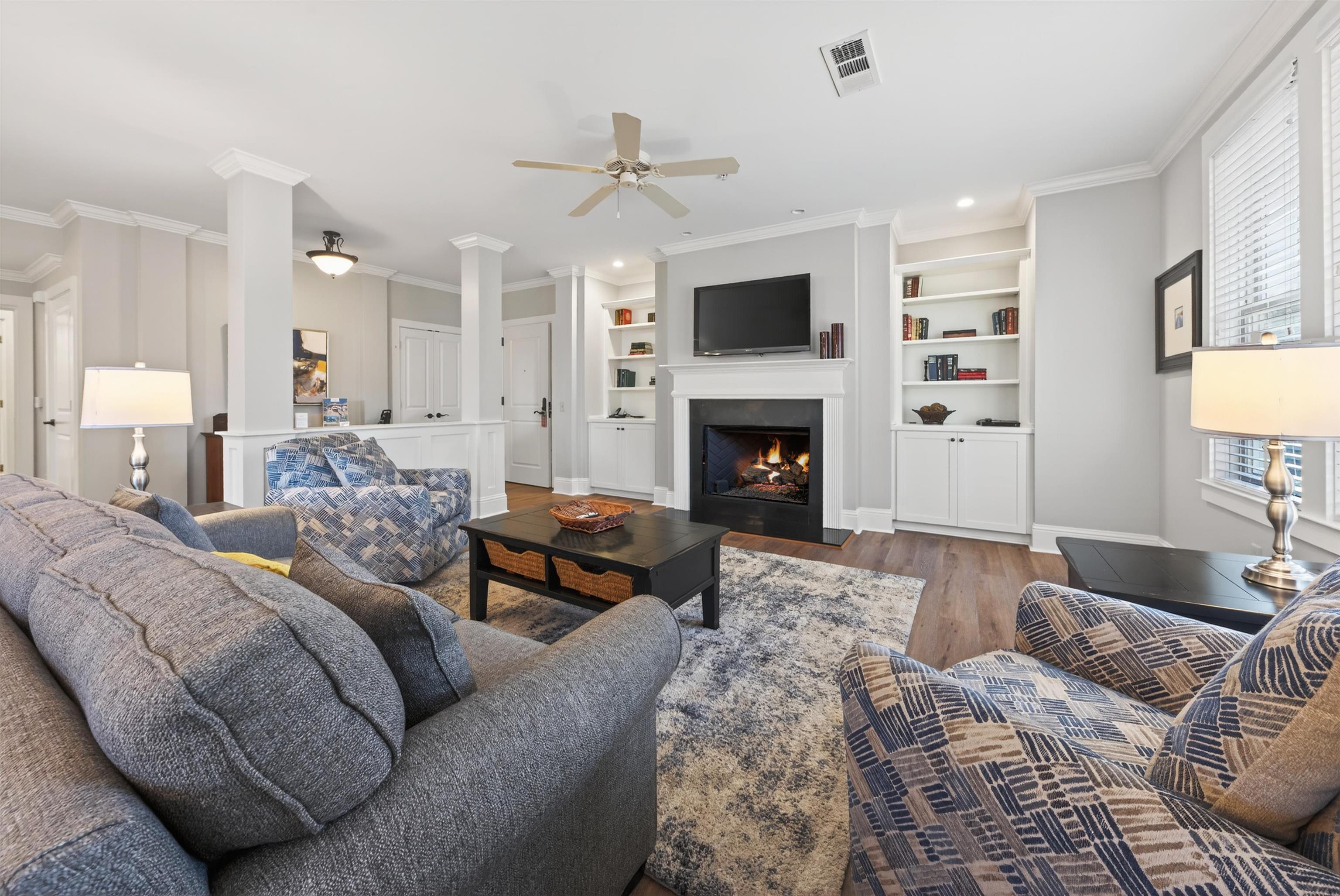 1010 D PORTAGE TRAIL