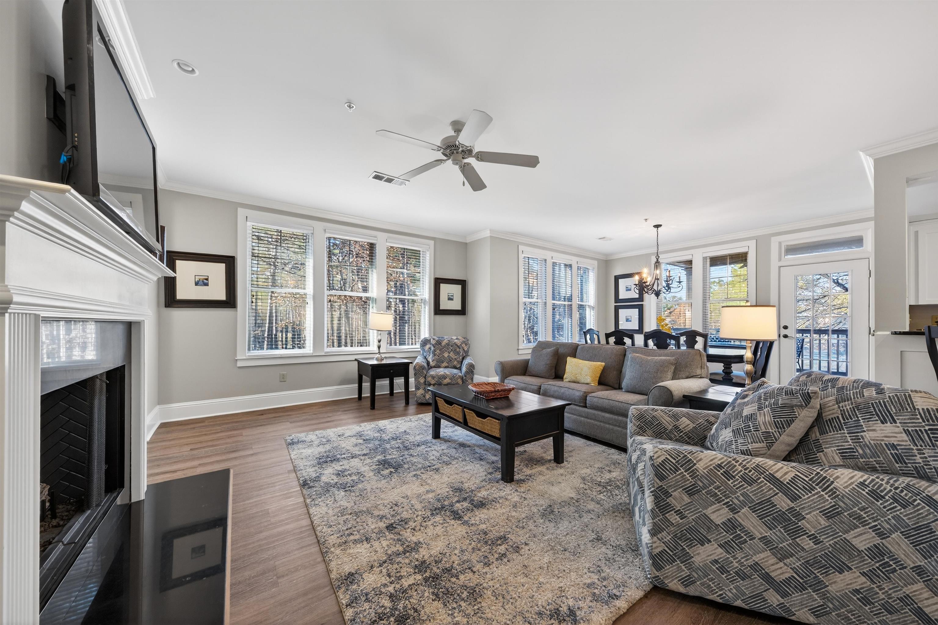 1010 D PORTAGE TRAIL