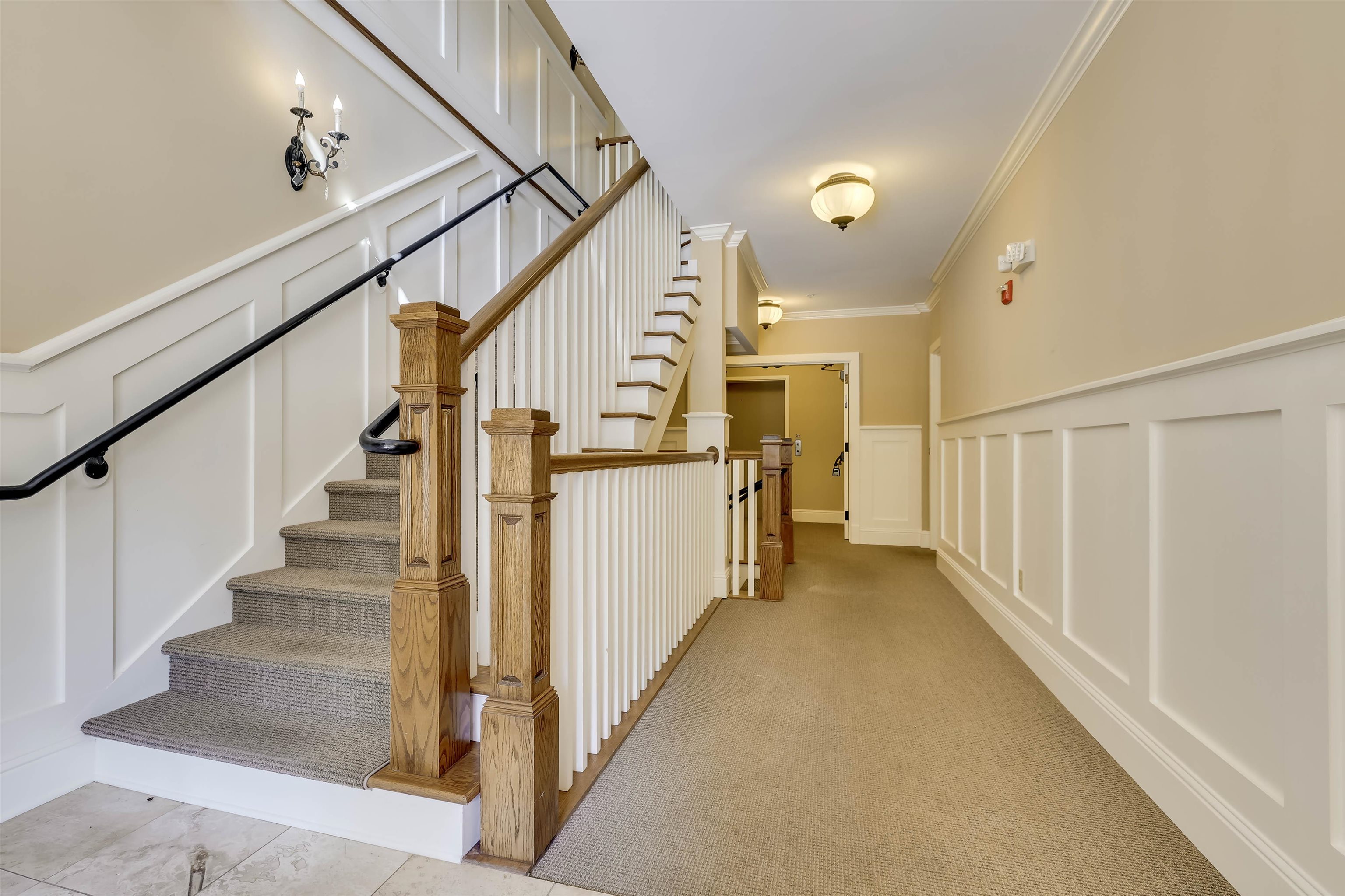 1010 D PORTAGE TRAIL