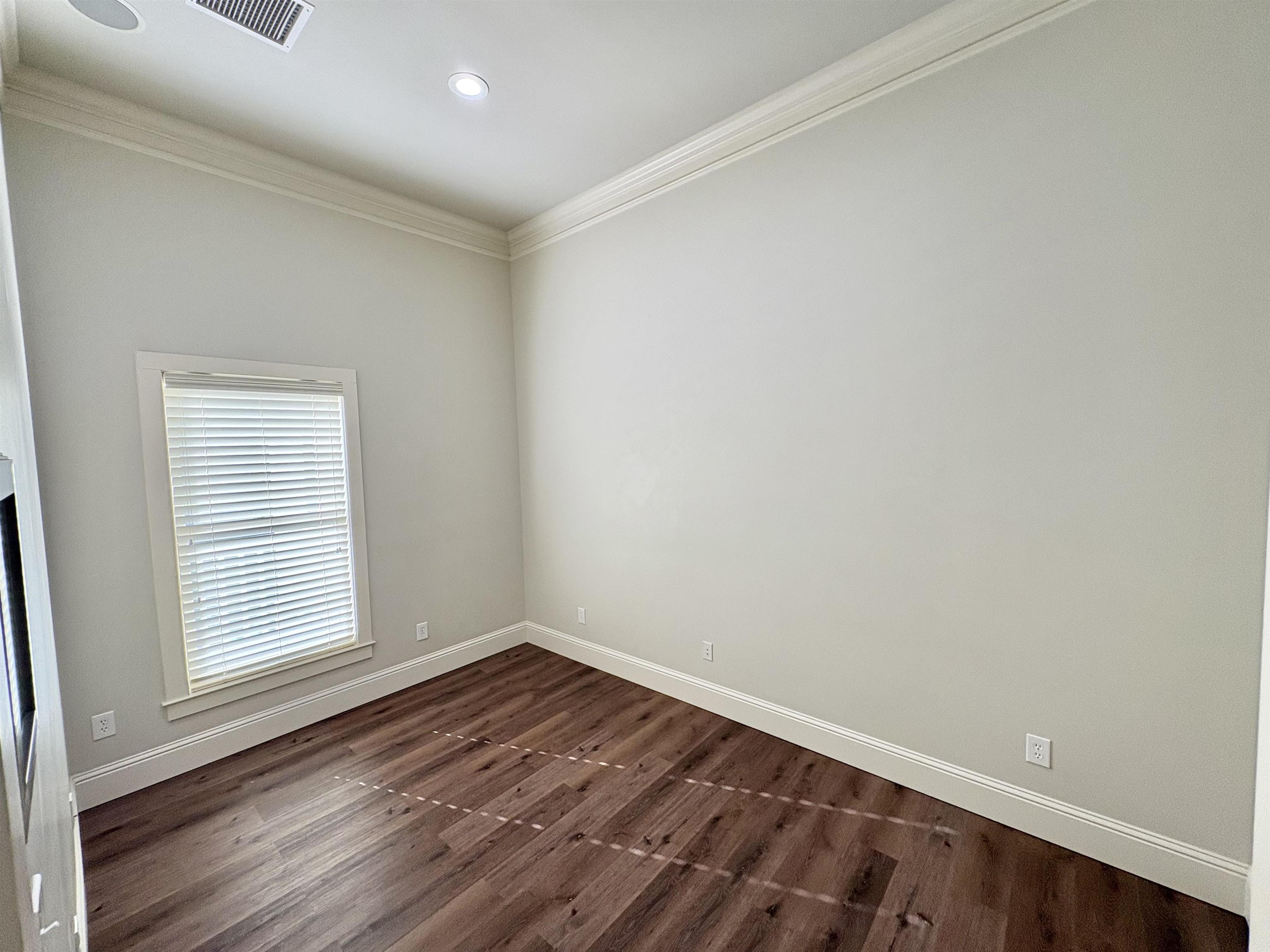 1129 LAKE OCONEE PARKWAY Unit: Suite 104