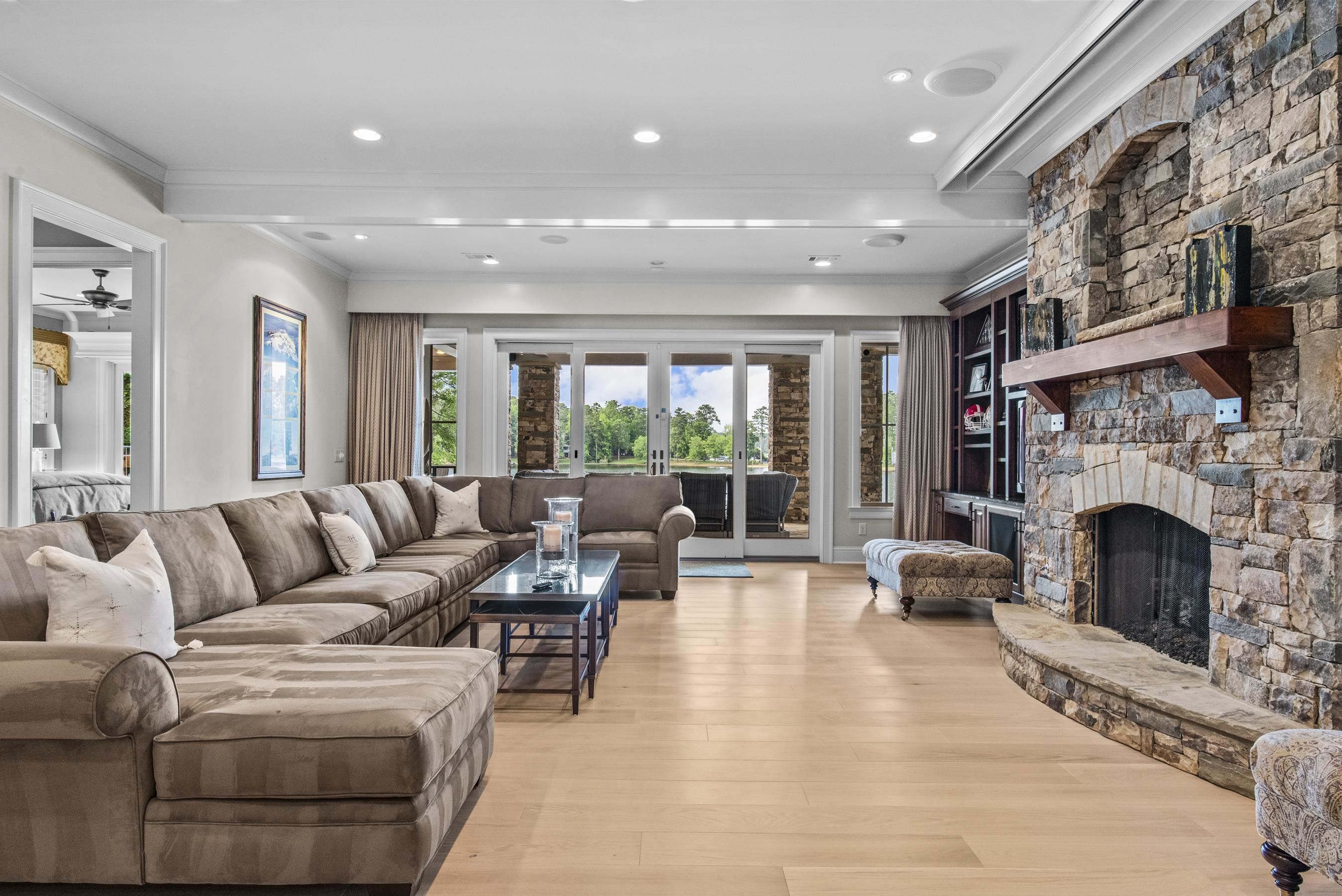 1461 NORTH SHORE DRIVE