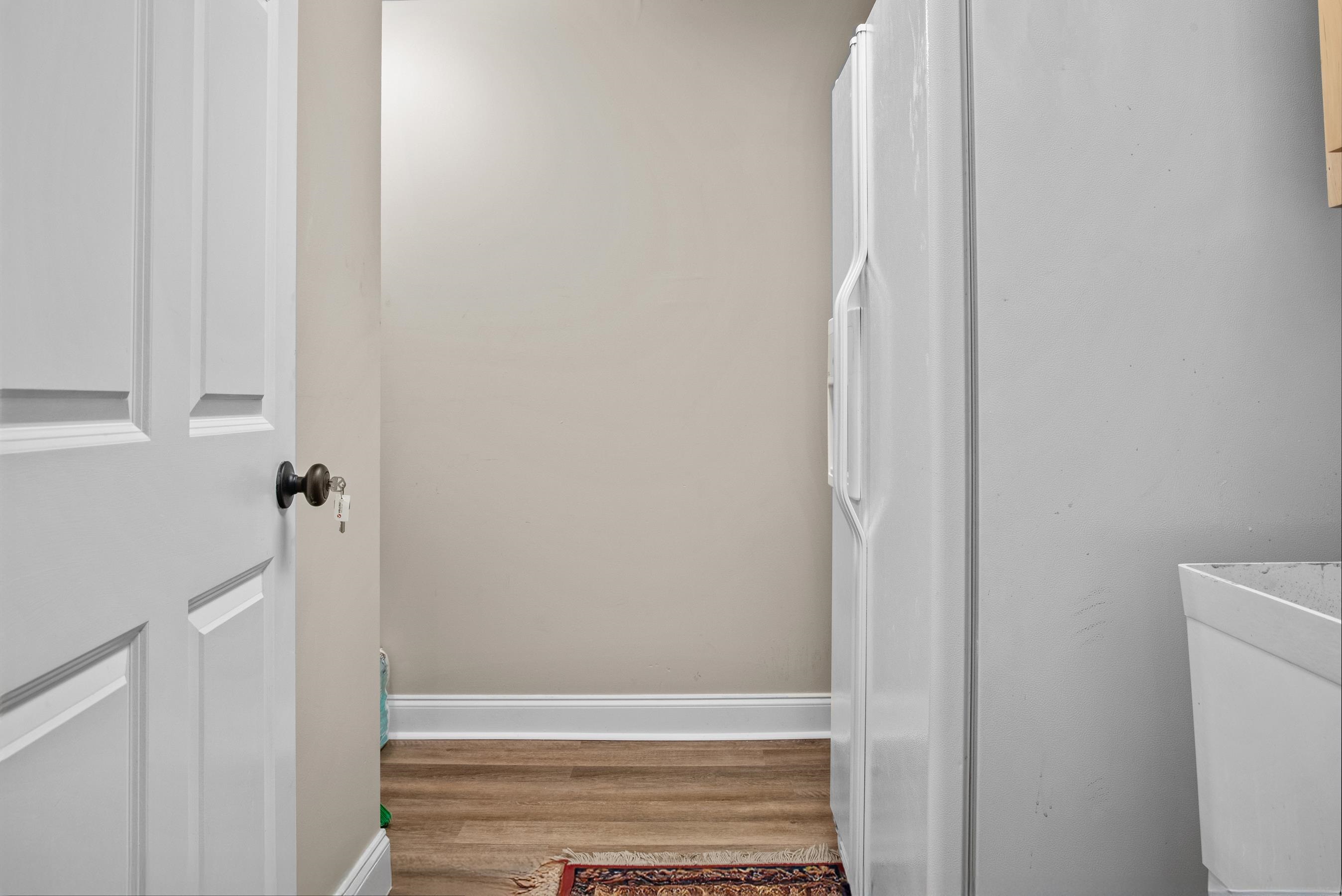 1210 MERCER TRAIL