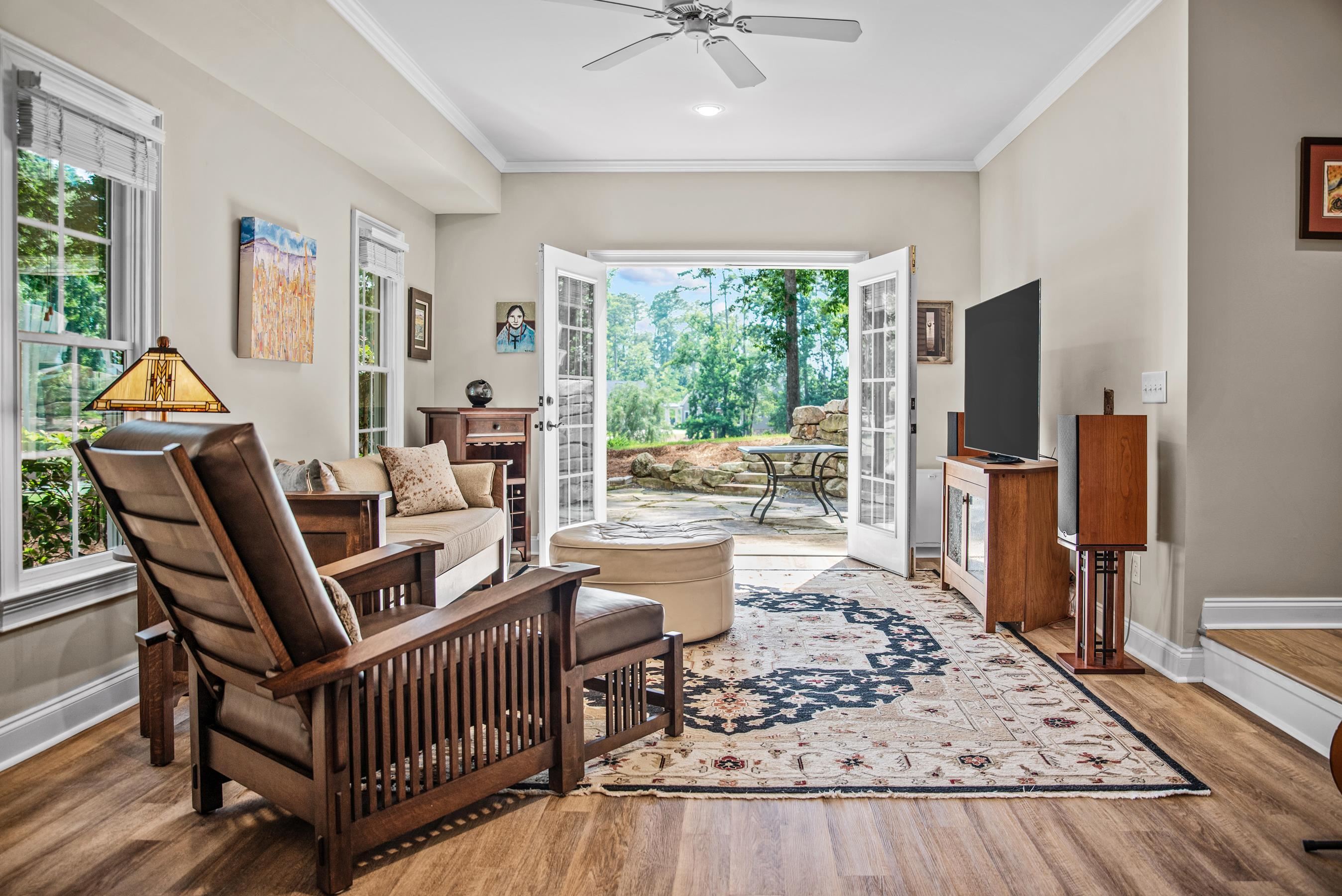 1210 MERCER TRAIL