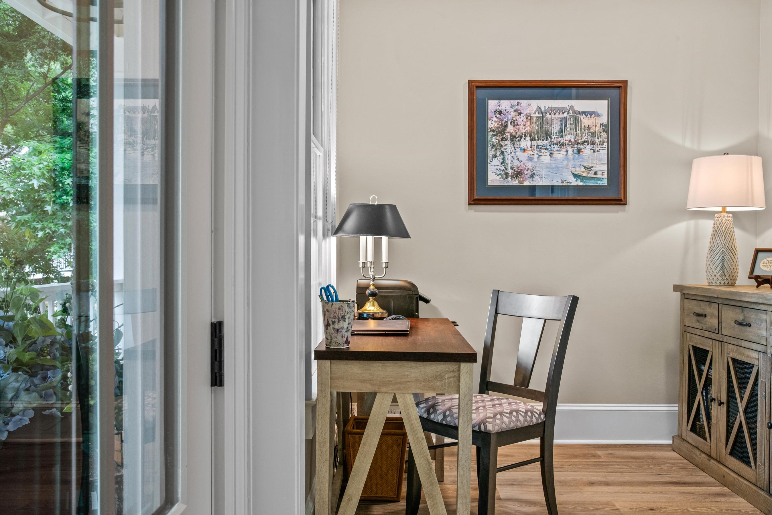1210 MERCER TRAIL