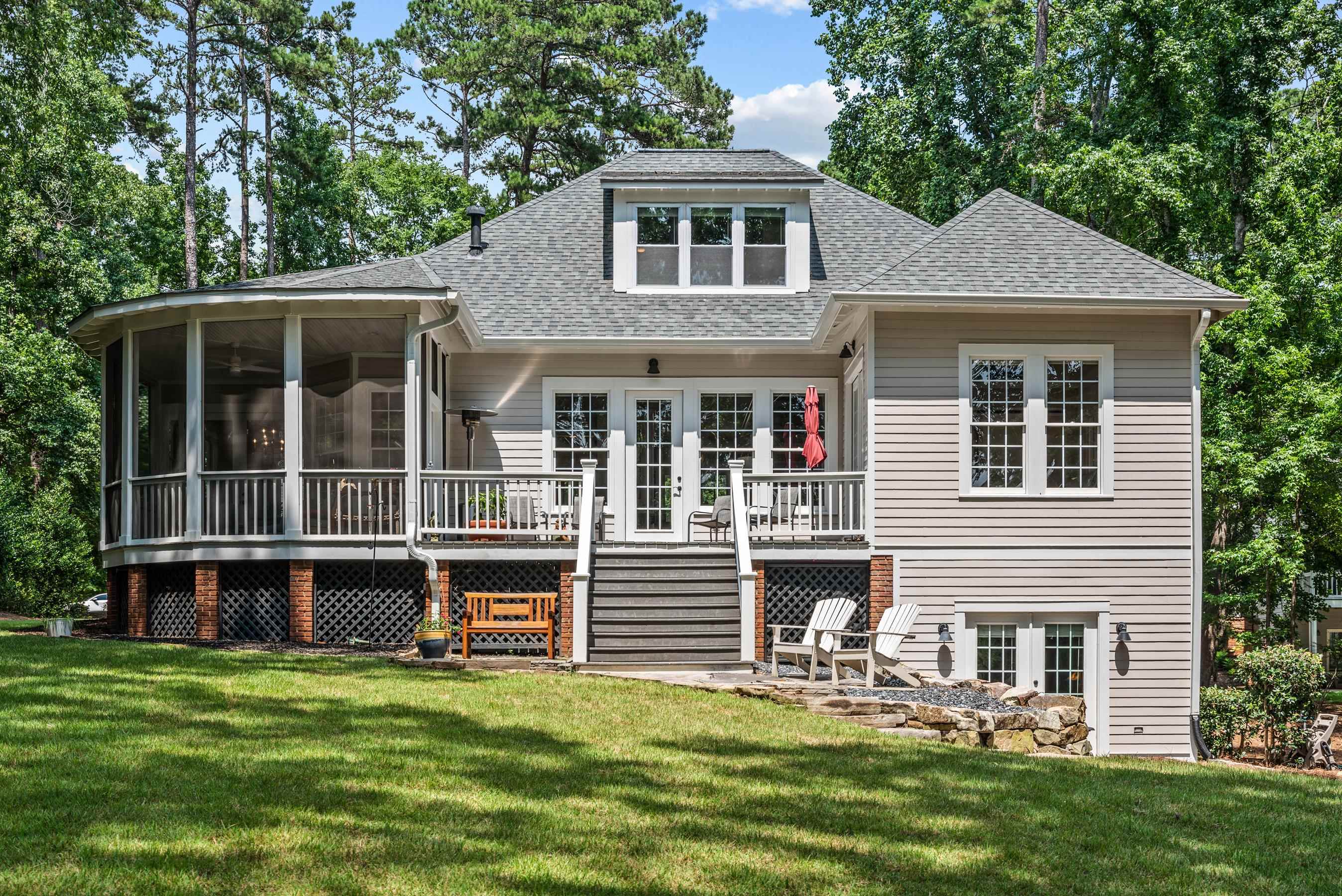 1210 MERCER TRAIL