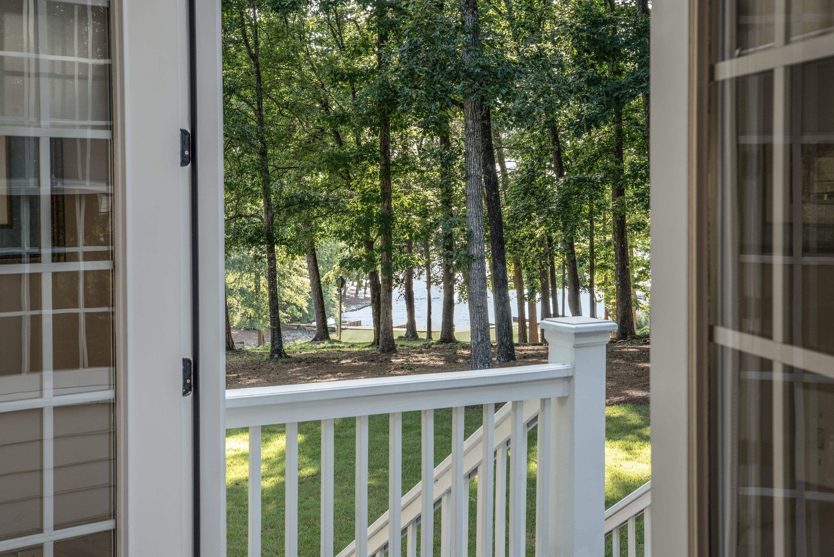 1210 MERCER TRAIL