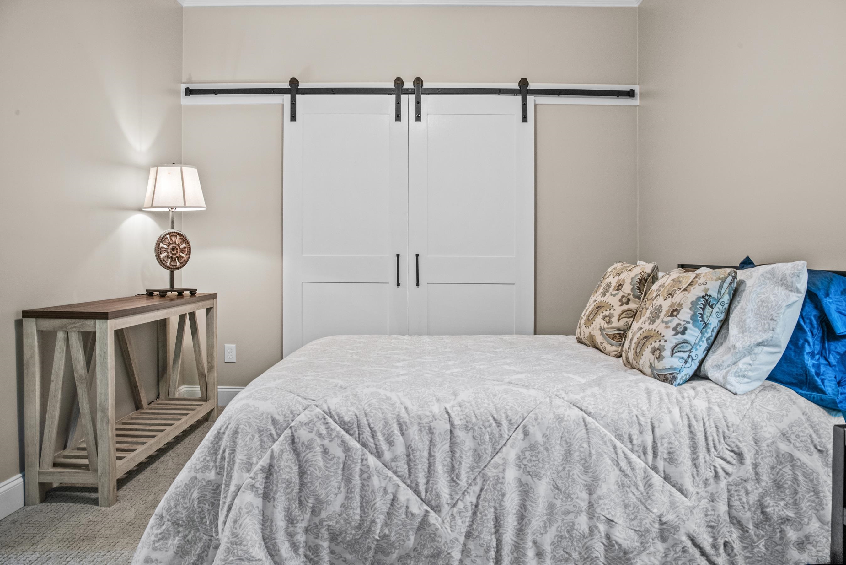 1210 MERCER TRAIL