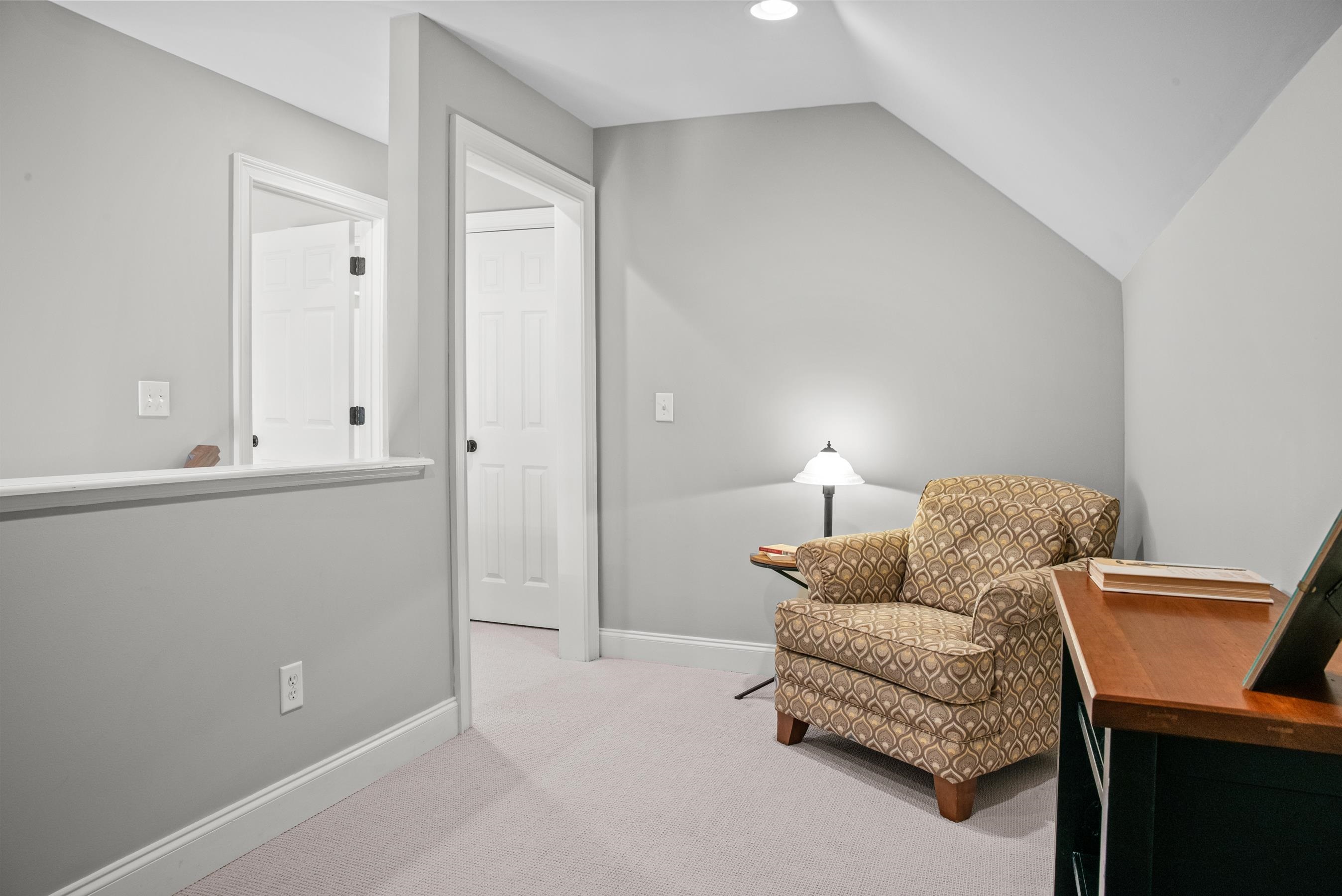 1210 MERCER TRAIL