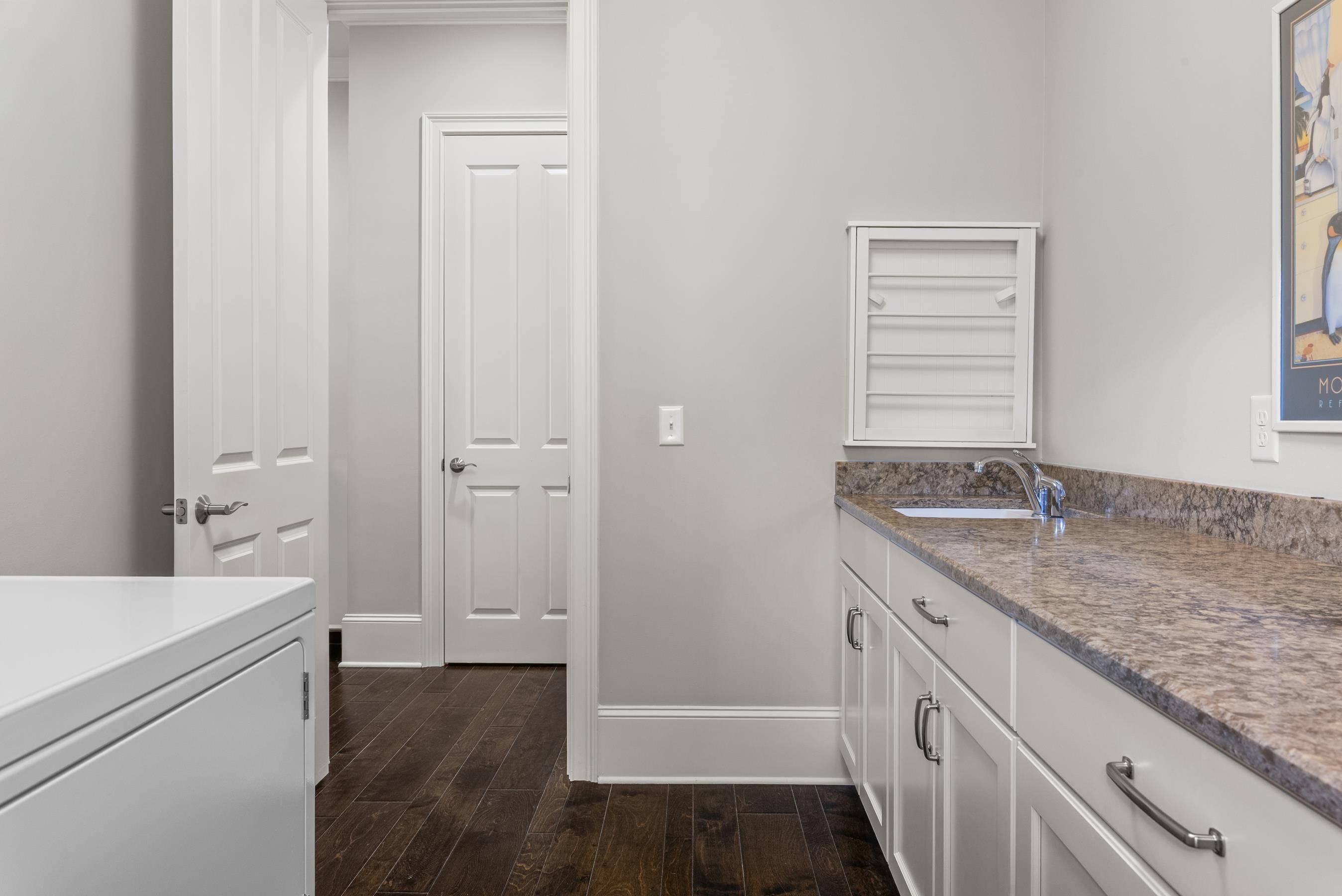 1081 ANGEL POND WEST