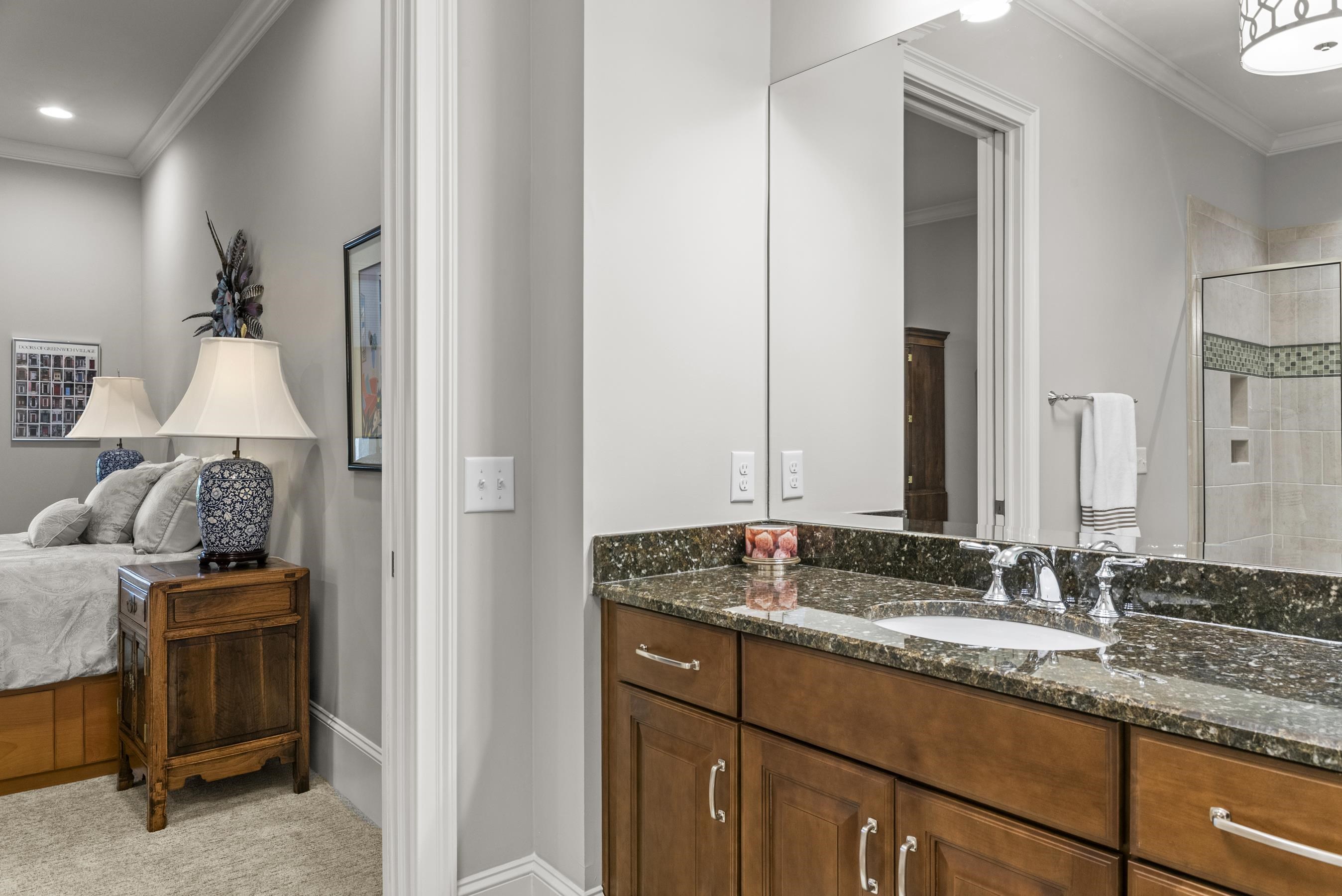 1081 ANGEL POND WEST