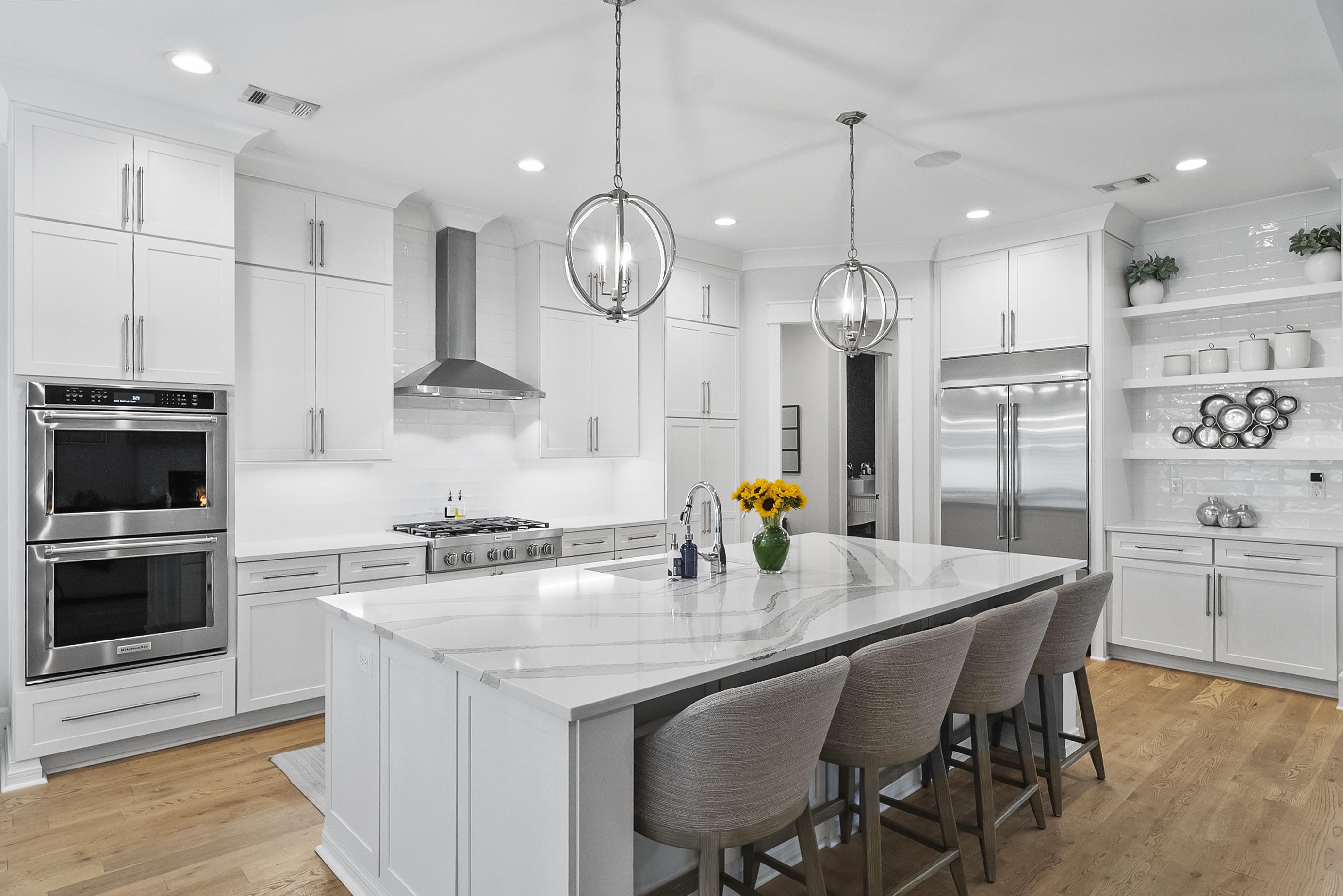 1091 JONES BLUFF COURT