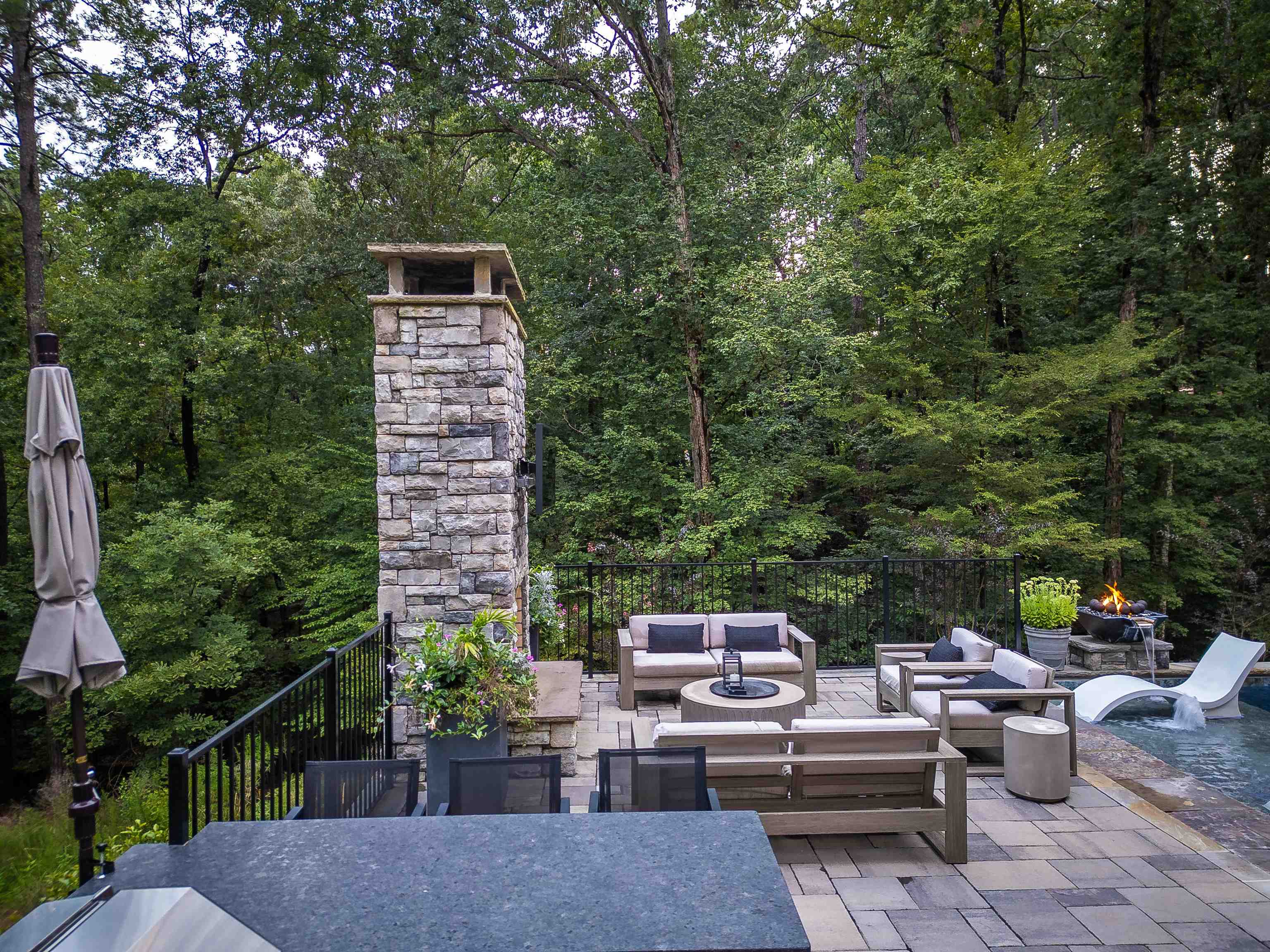 1091 JONES BLUFF COURT