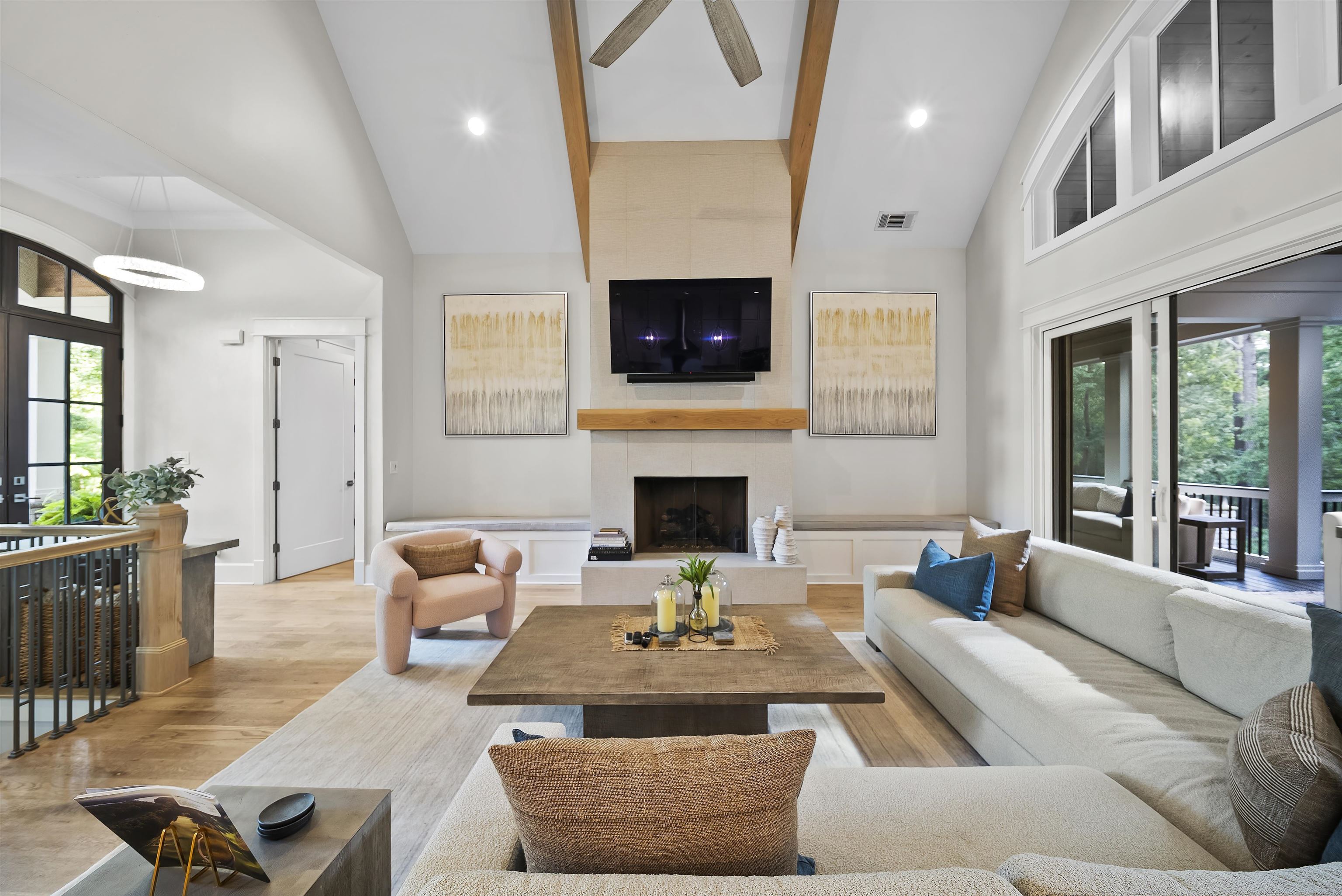 1091 JONES BLUFF COURT