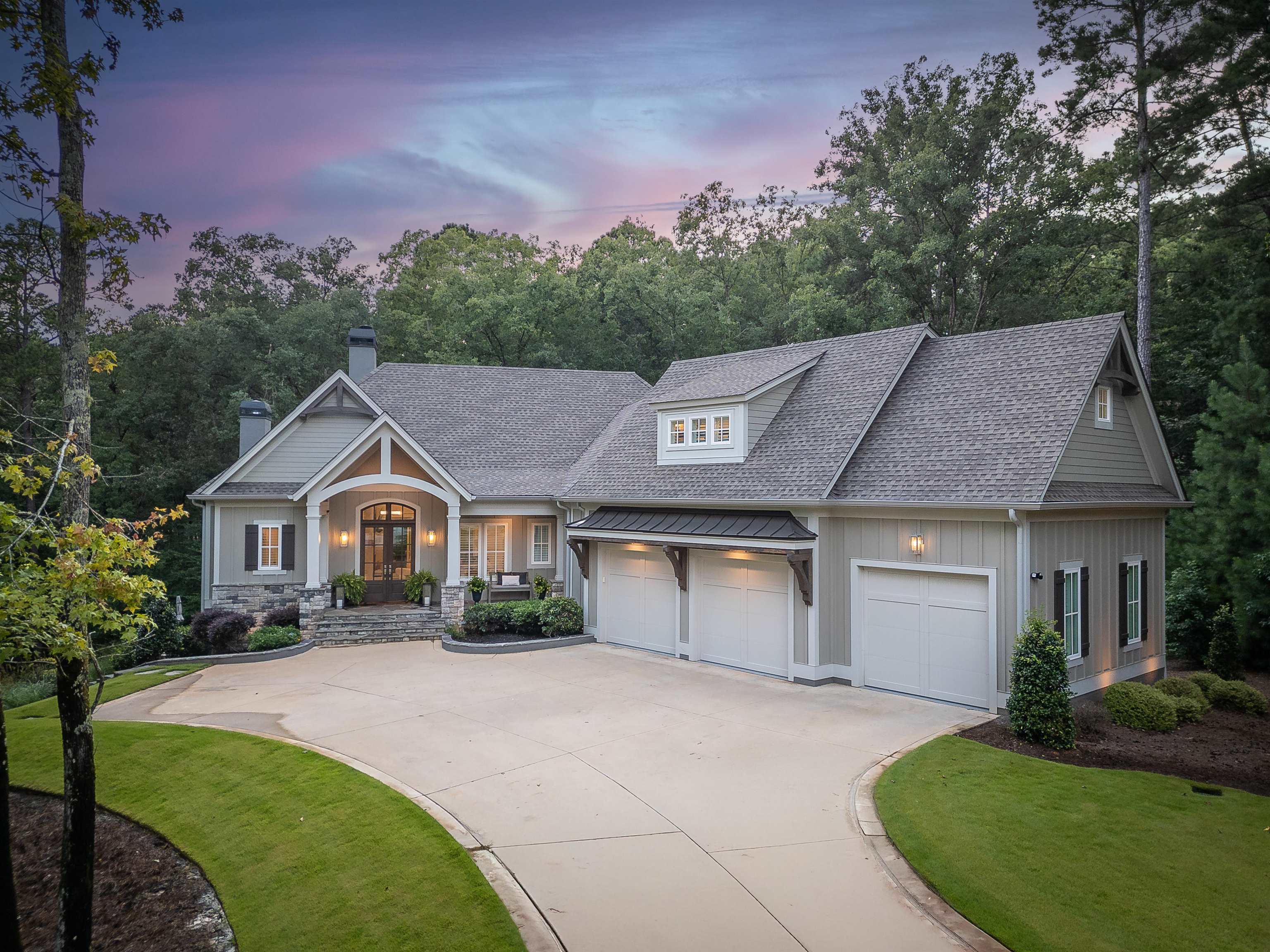 1091 JONES BLUFF COURT