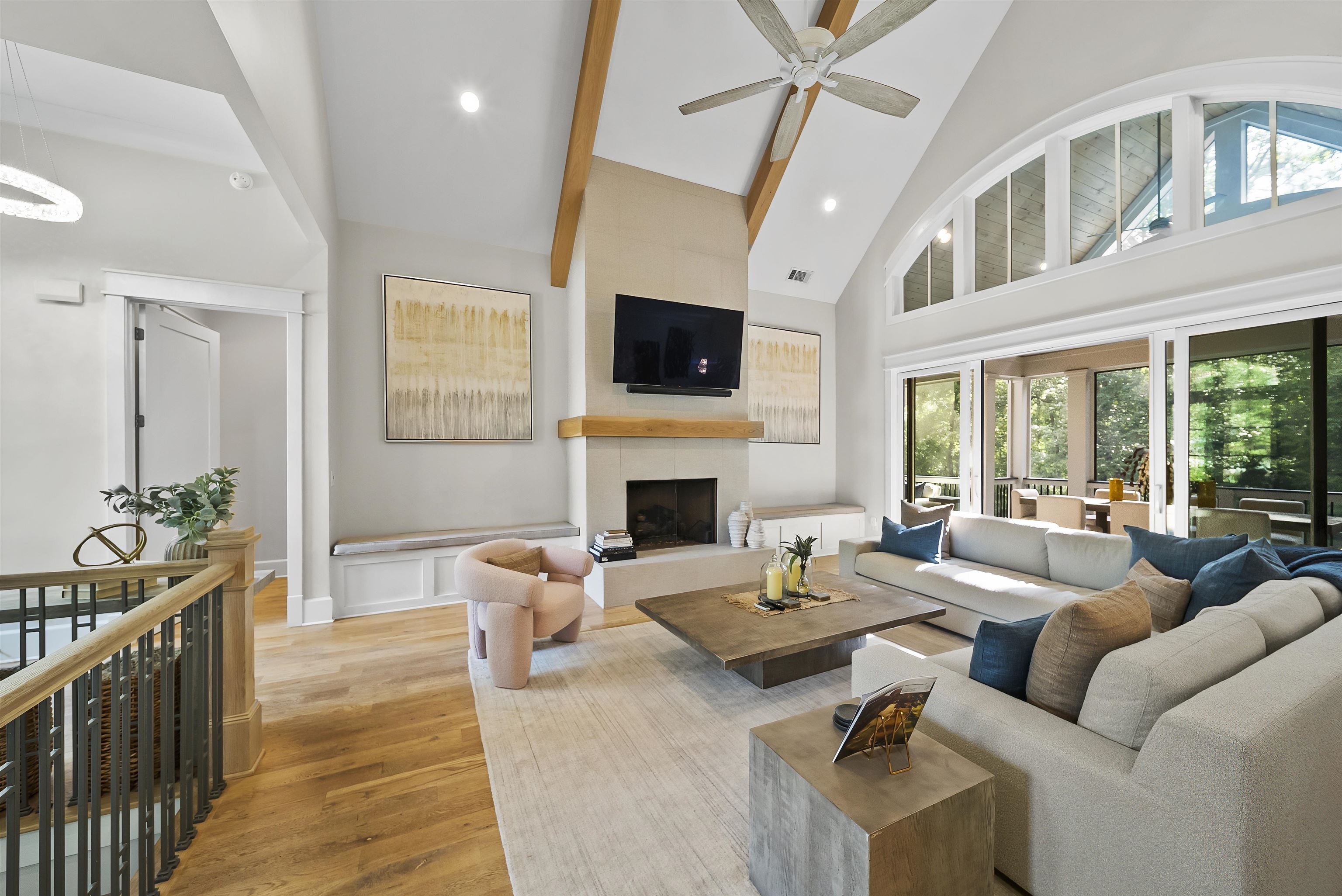 1091 JONES BLUFF COURT
