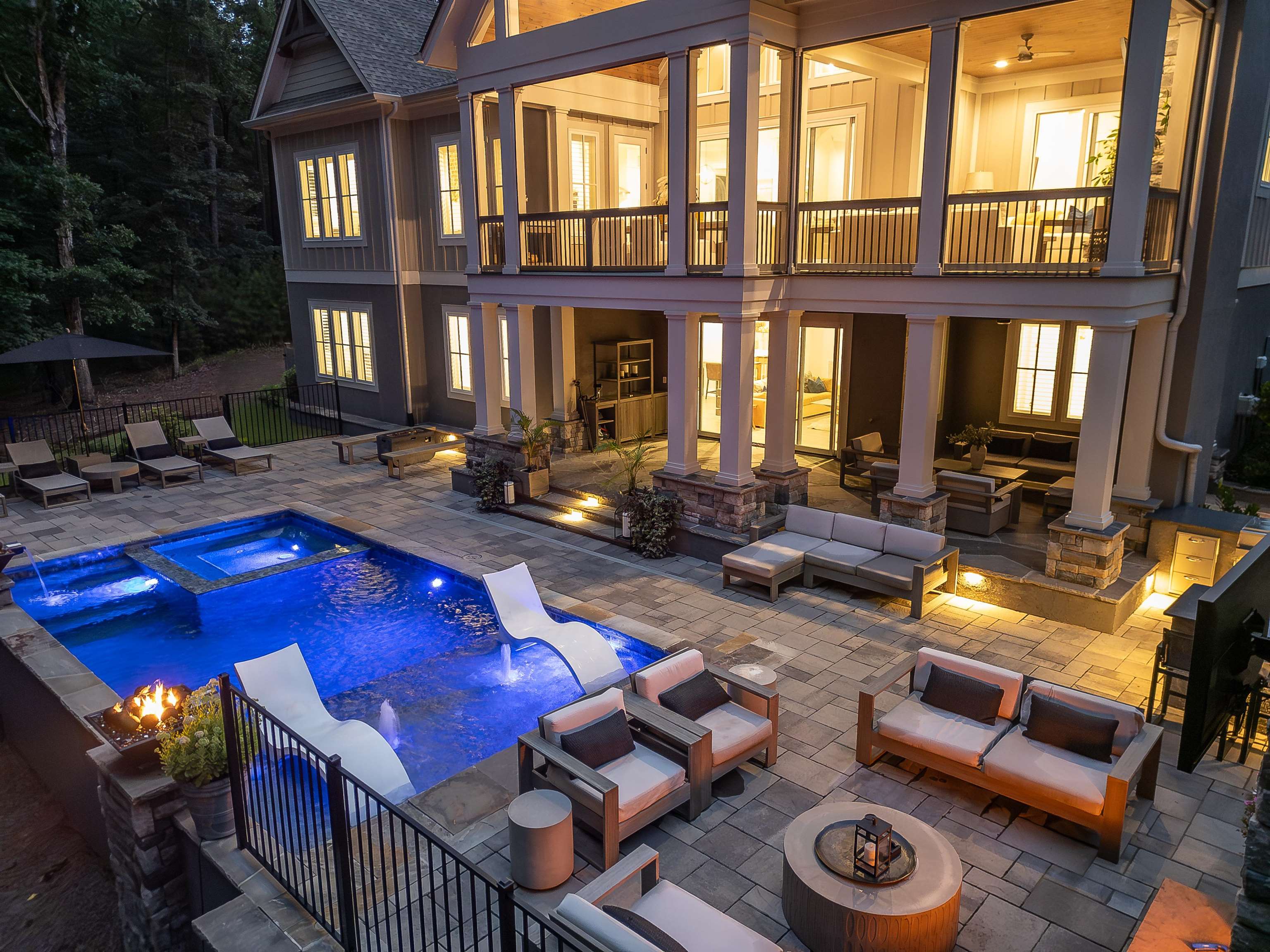 1091 JONES BLUFF COURT