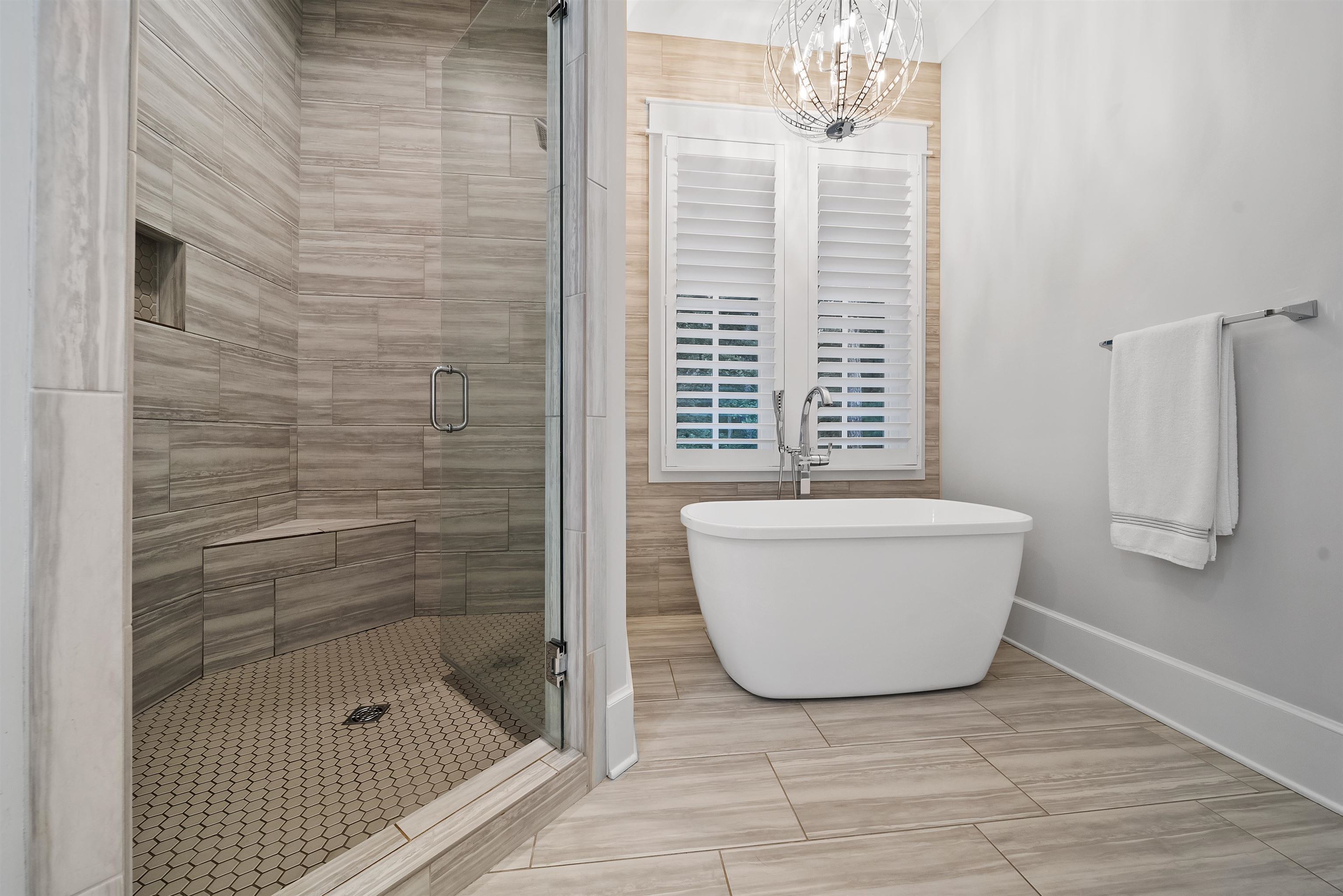 1091 JONES BLUFF COURT