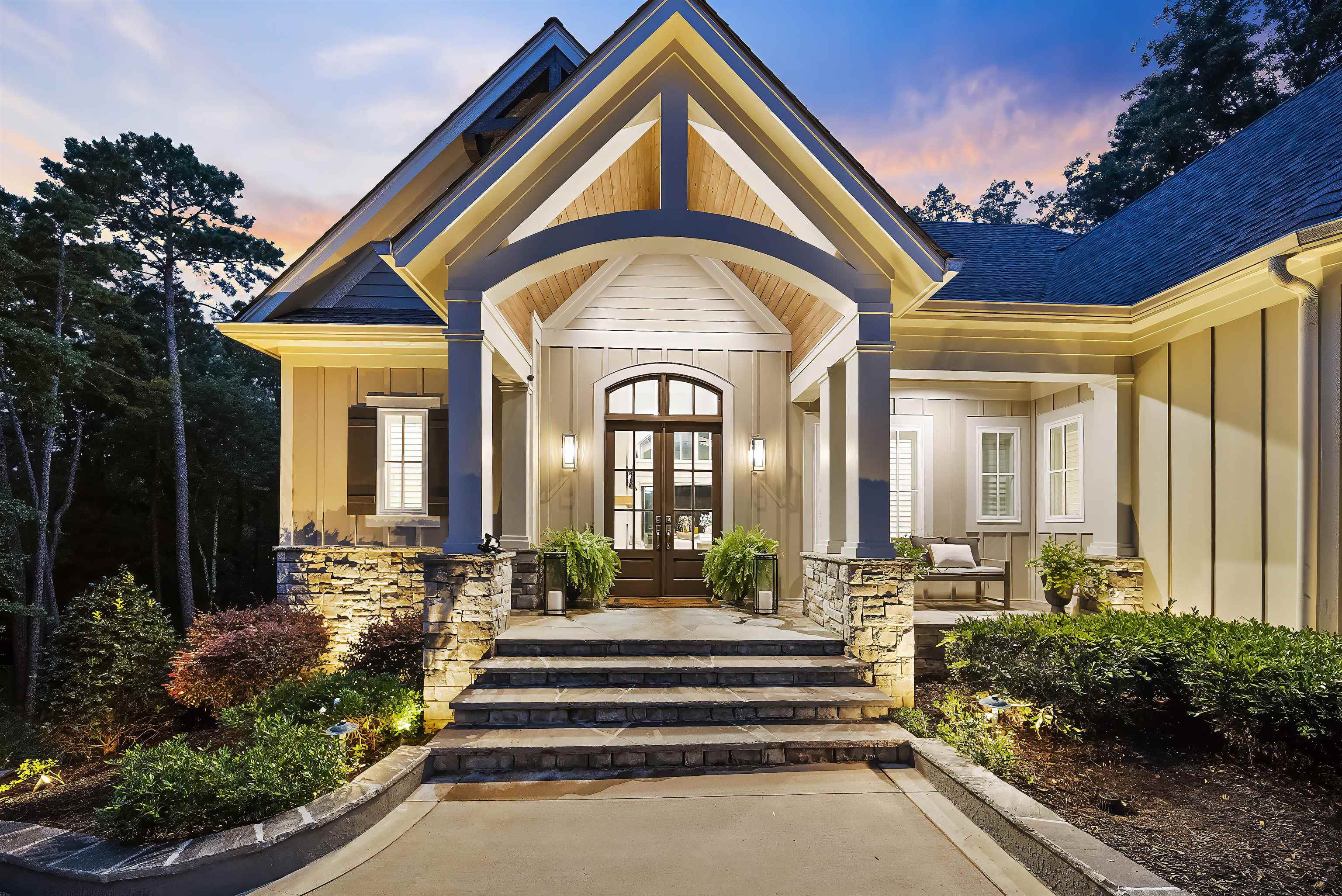 1091 JONES BLUFF COURT