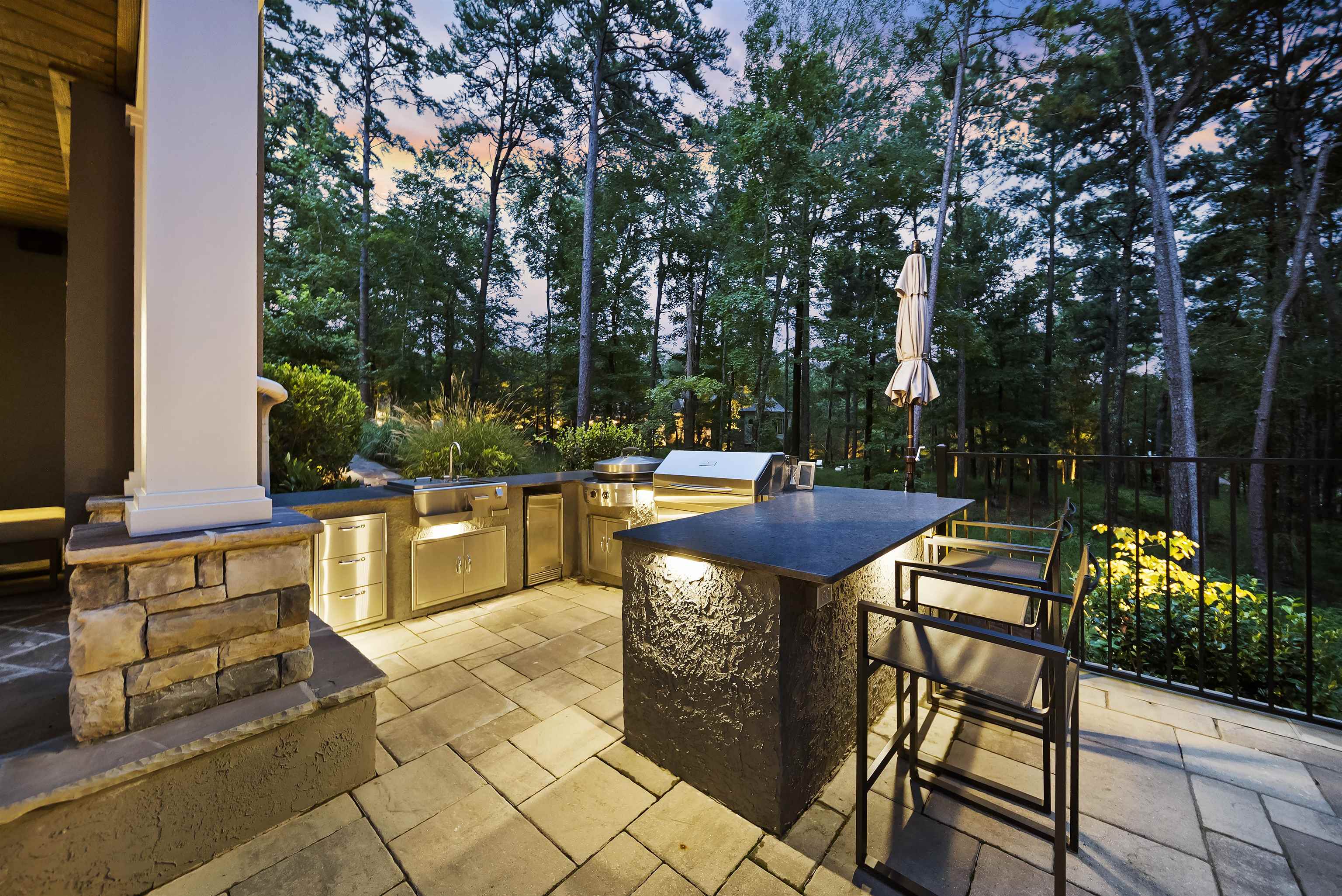 1091 JONES BLUFF COURT