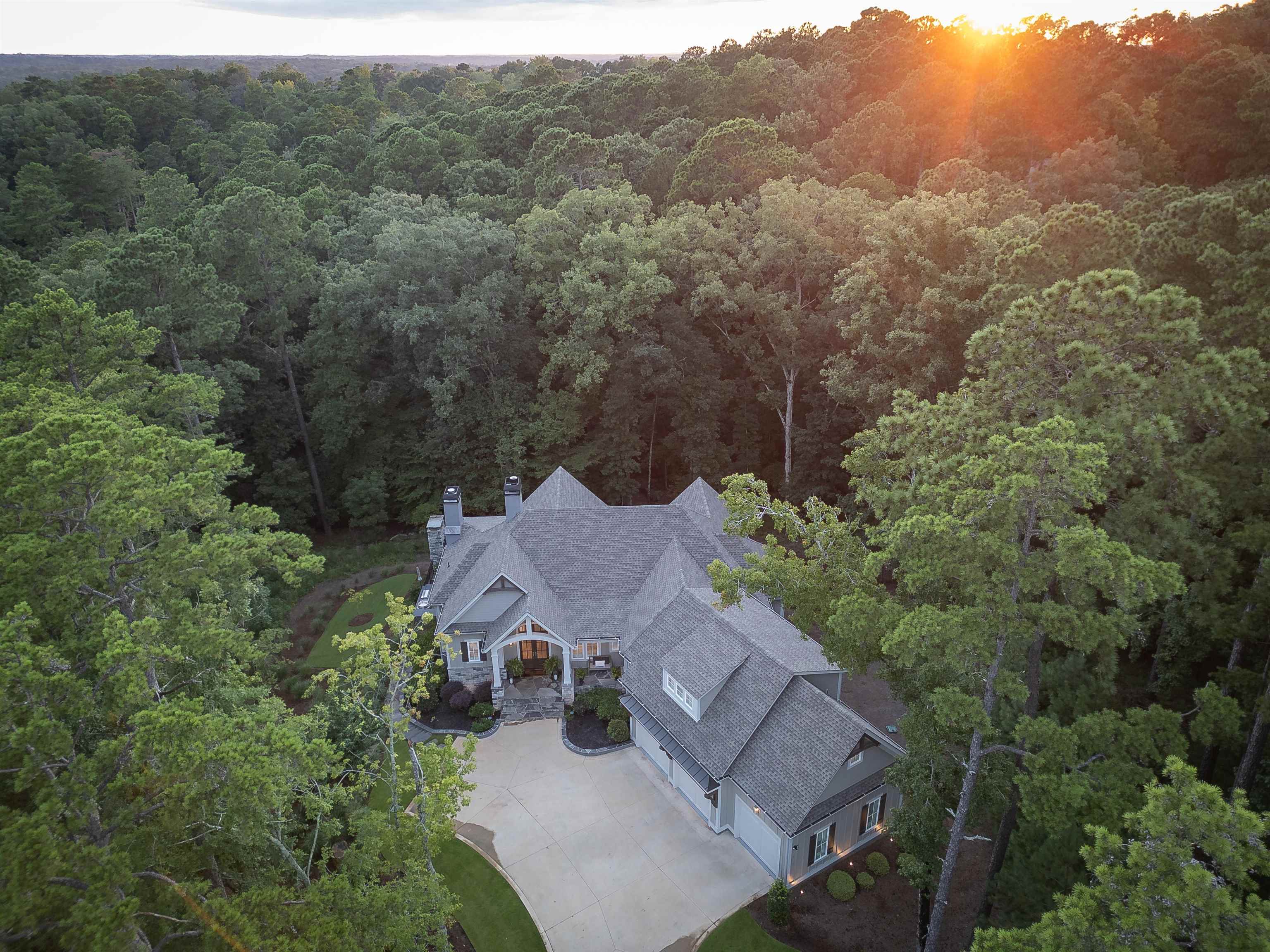 1091 JONES BLUFF COURT