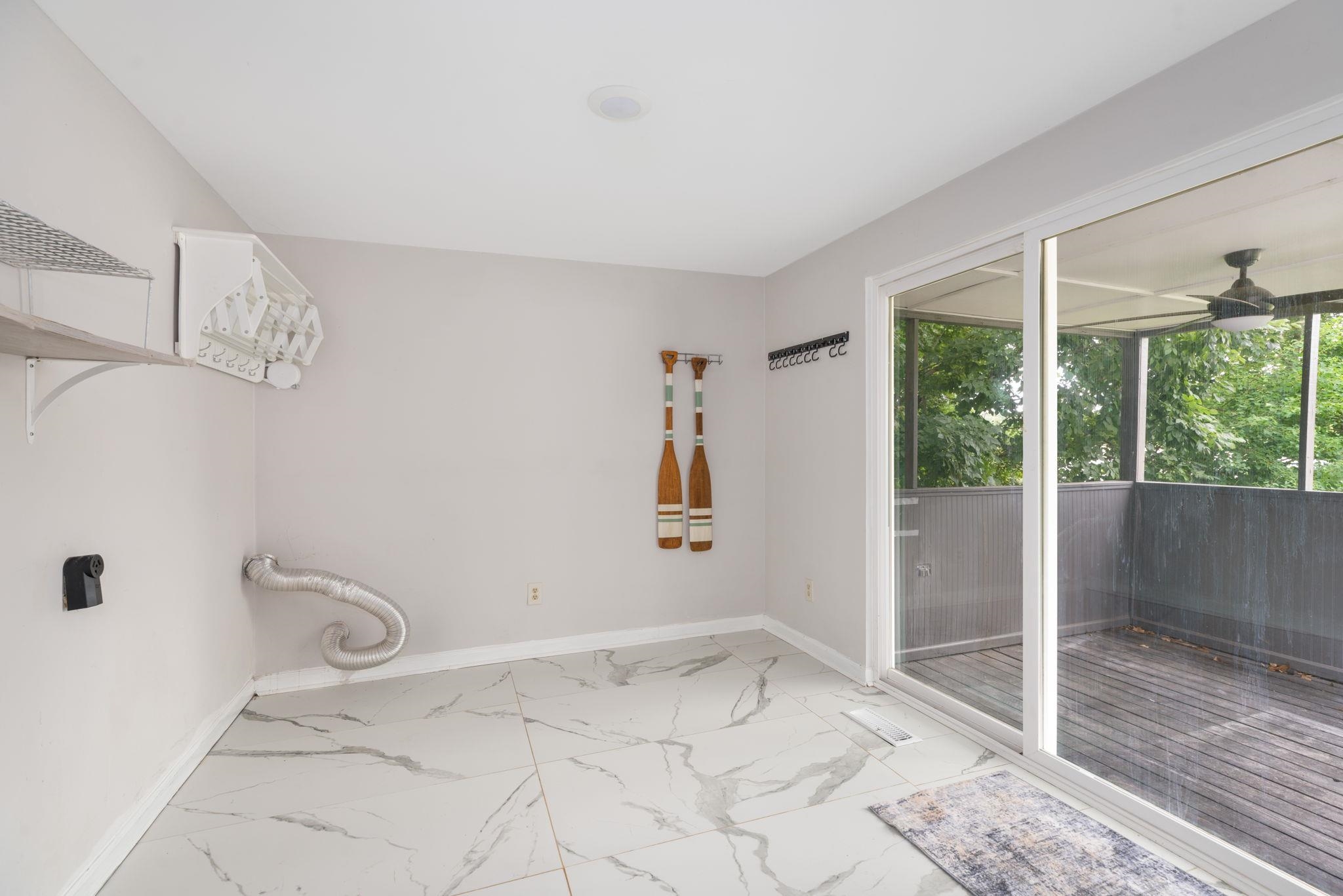 120 W DAYLIGHT DRIVE