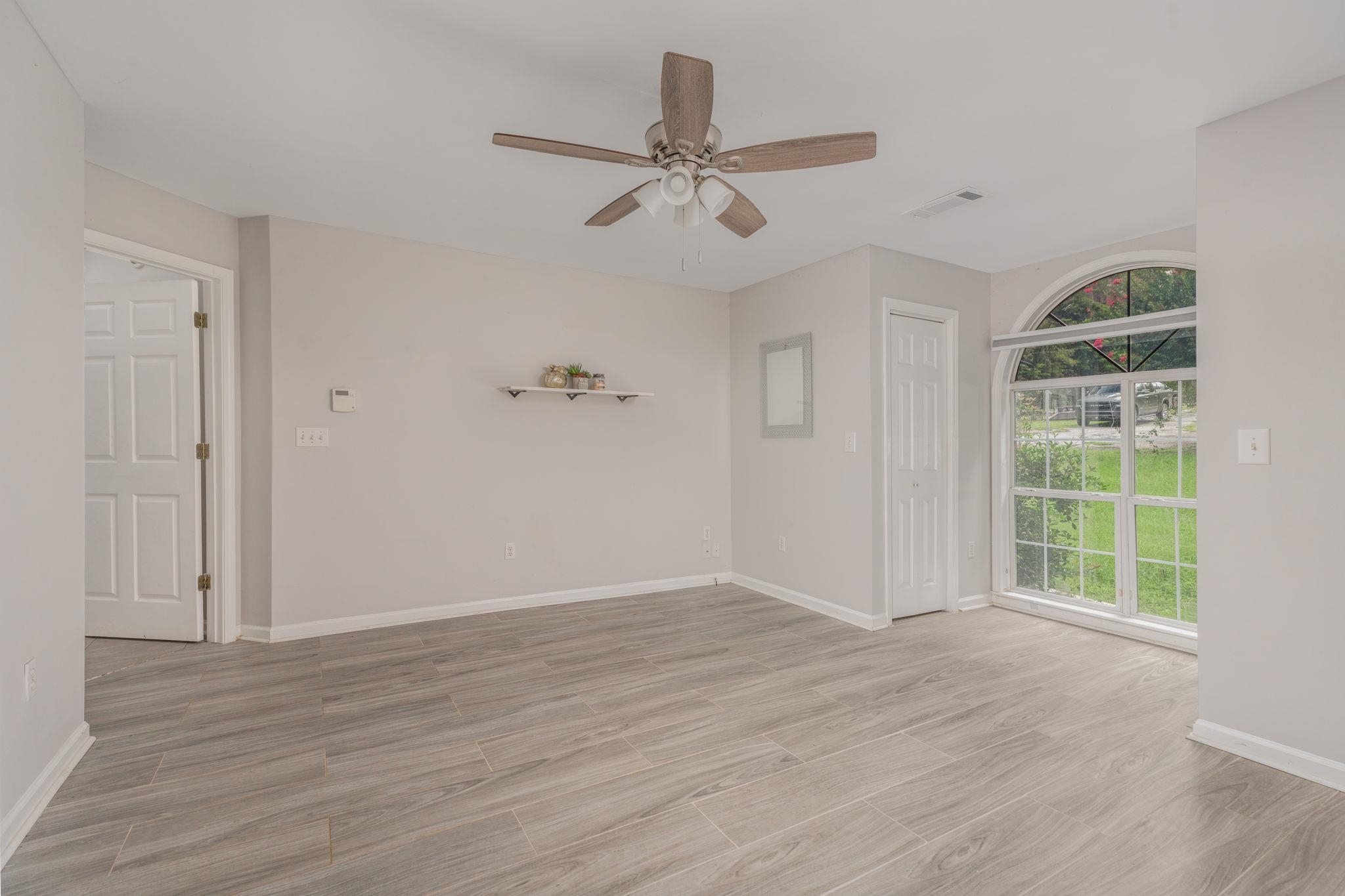 120 W DAYLIGHT DRIVE