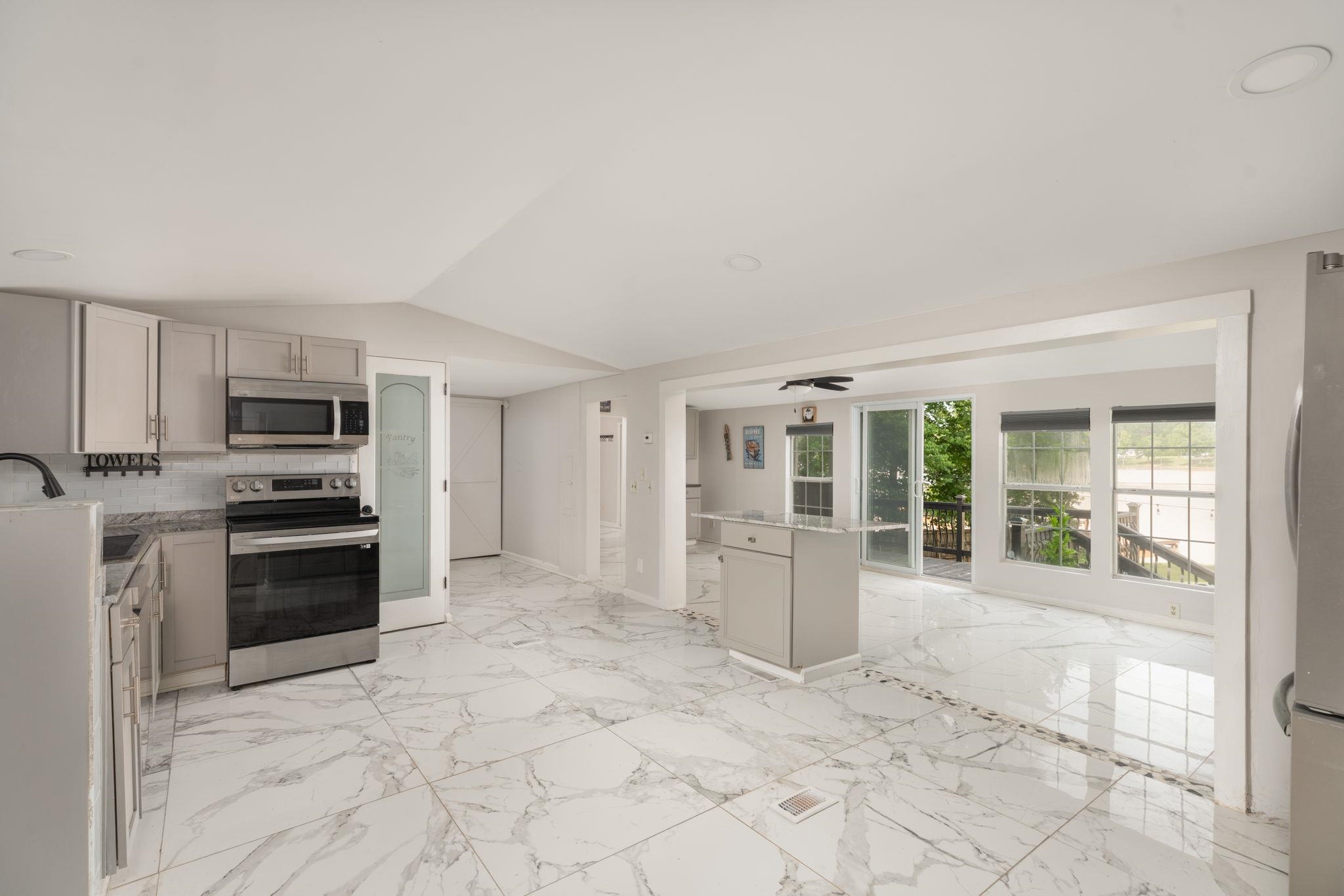 120 W DAYLIGHT DRIVE