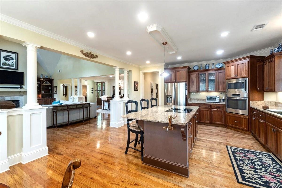 1020 HOMESTEAD