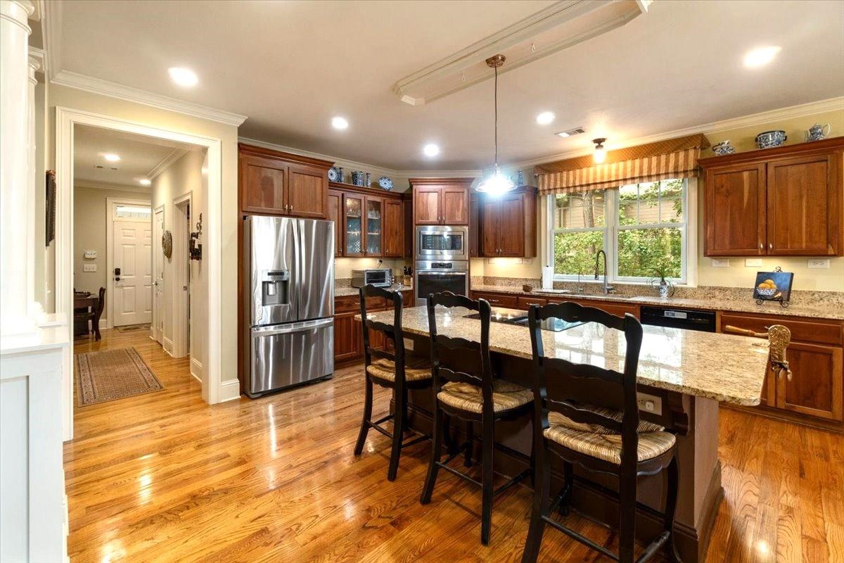 1020 HOMESTEAD