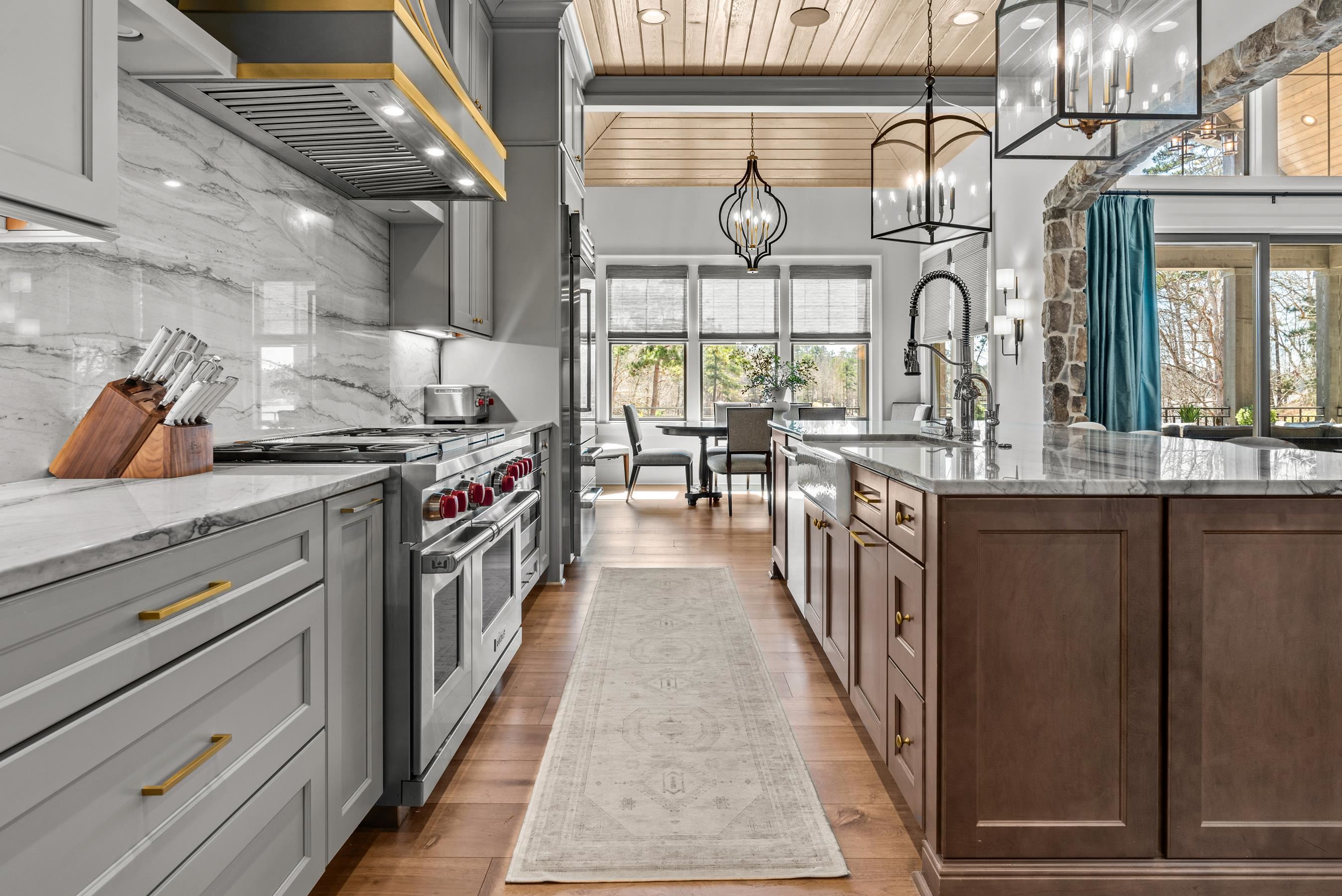 1051 LIBERTY BLUFF LANE