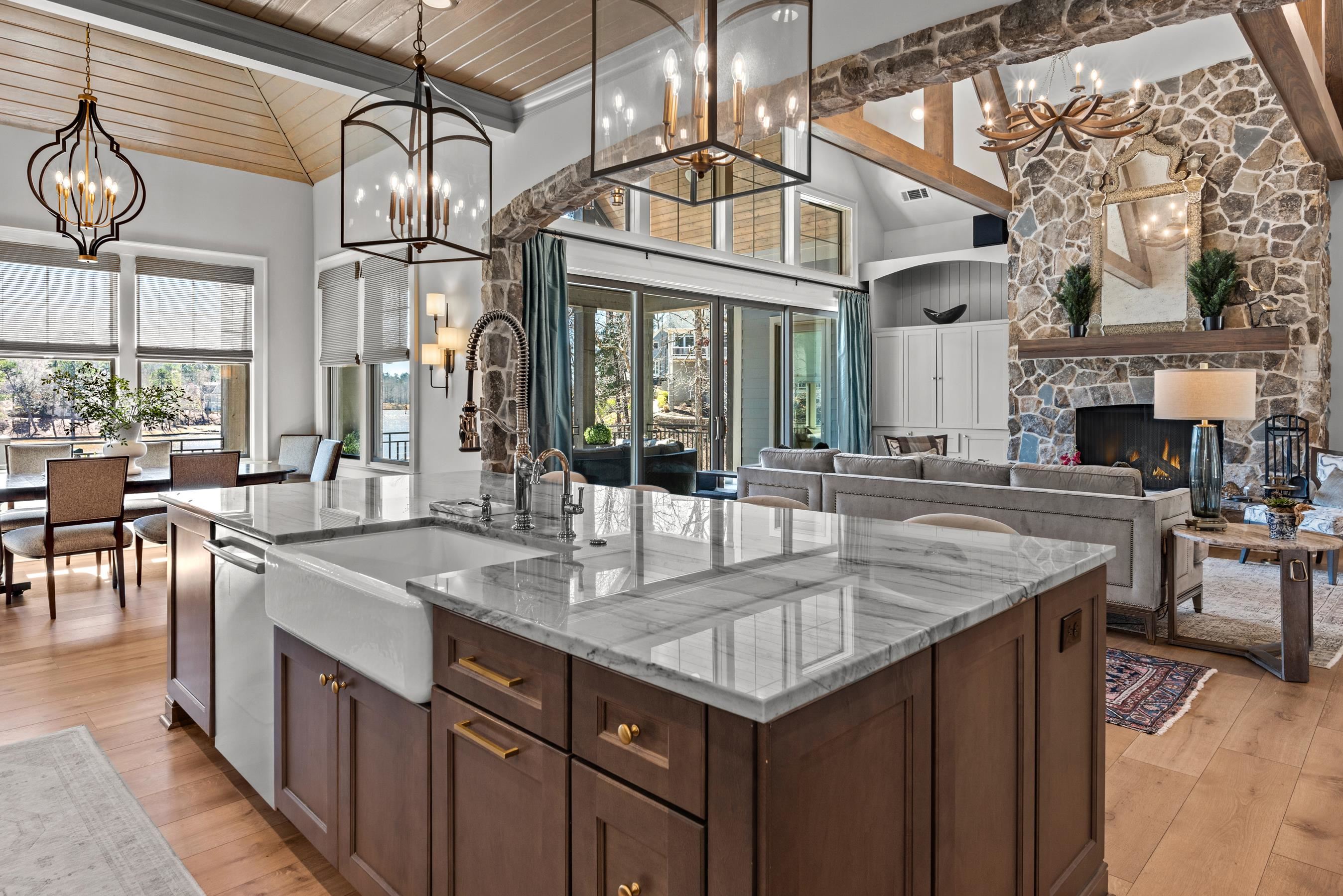 1051 LIBERTY BLUFF LANE