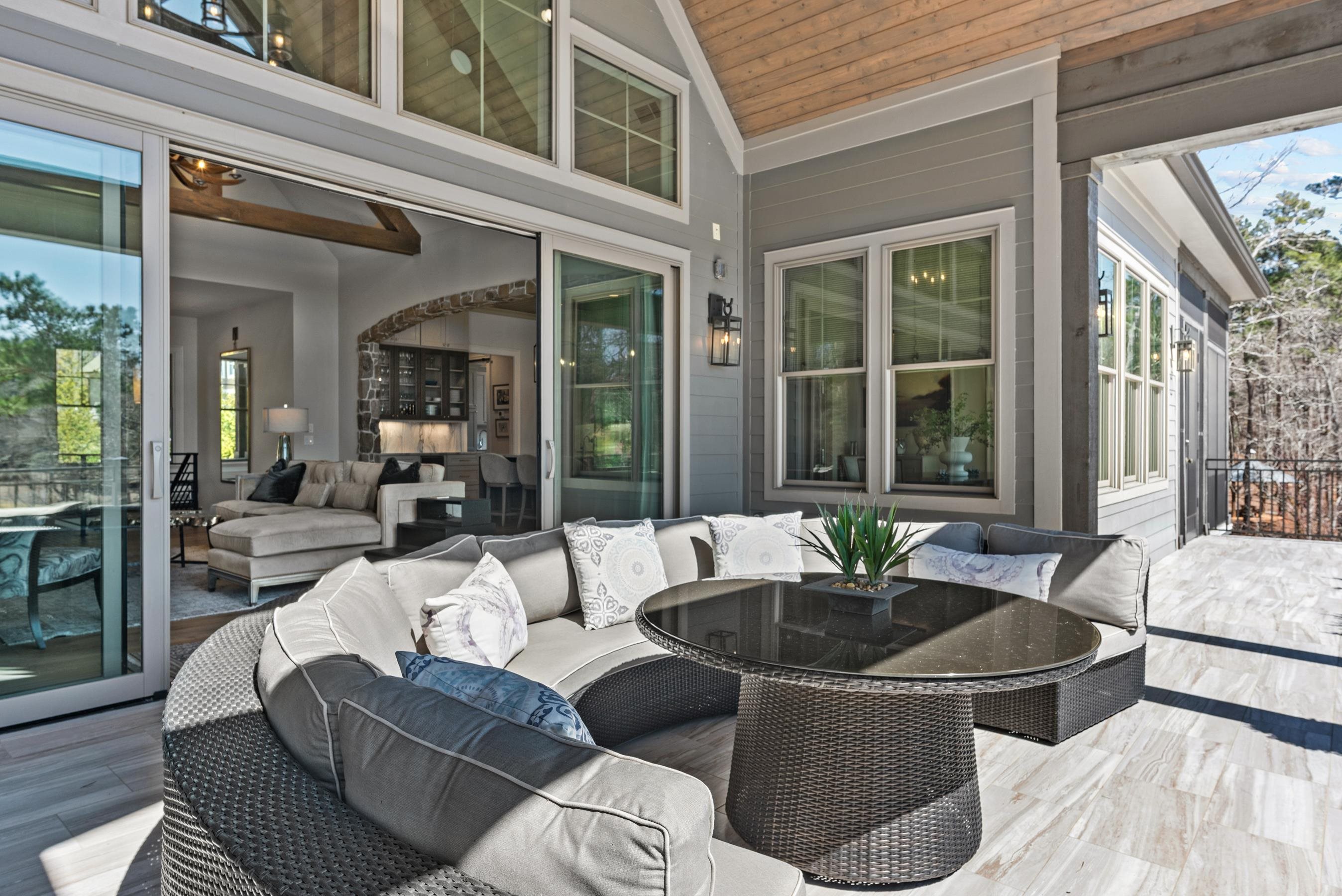 1051 LIBERTY BLUFF LANE