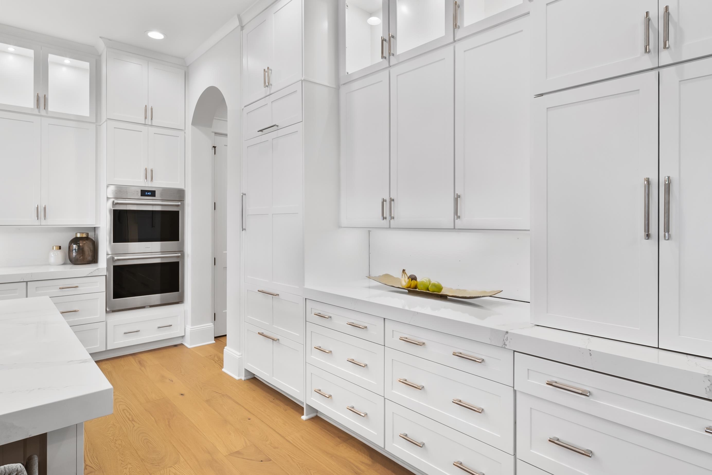 2960 LINGER LONGER DRIVE