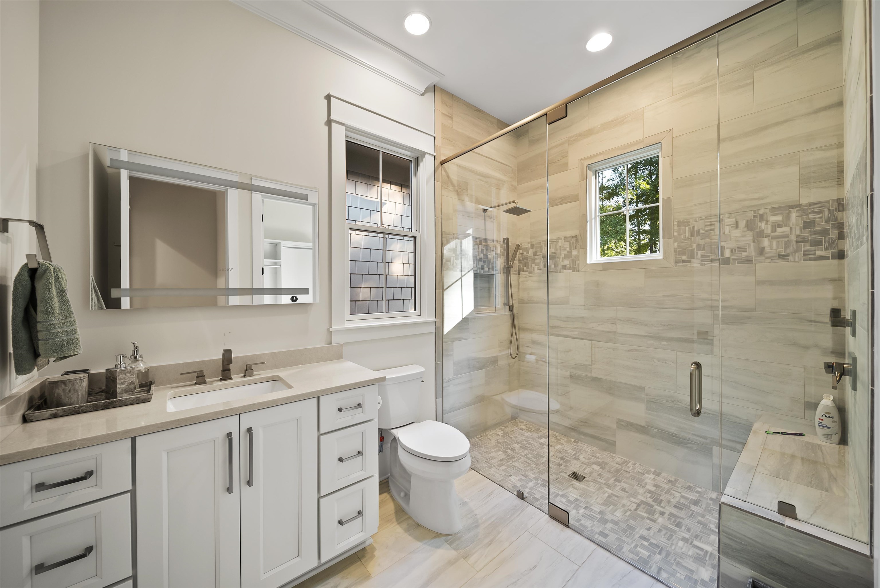 2960 LINGER LONGER DRIVE