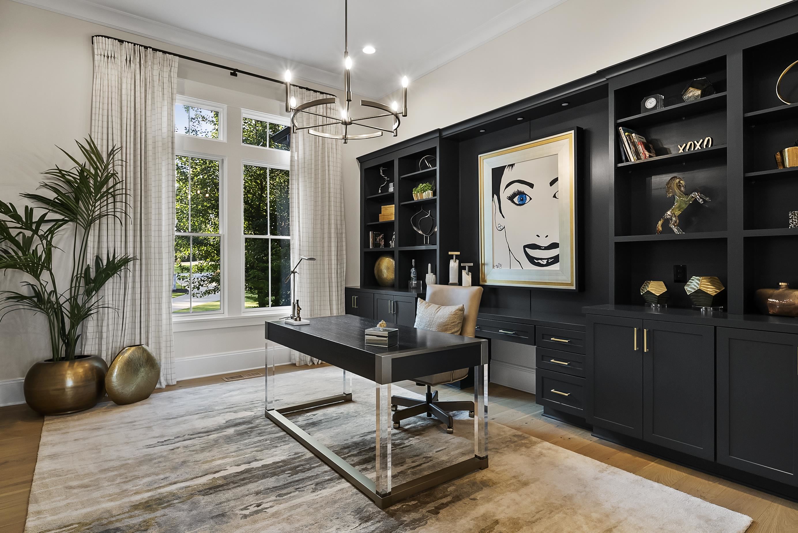 2960 LINGER LONGER DRIVE