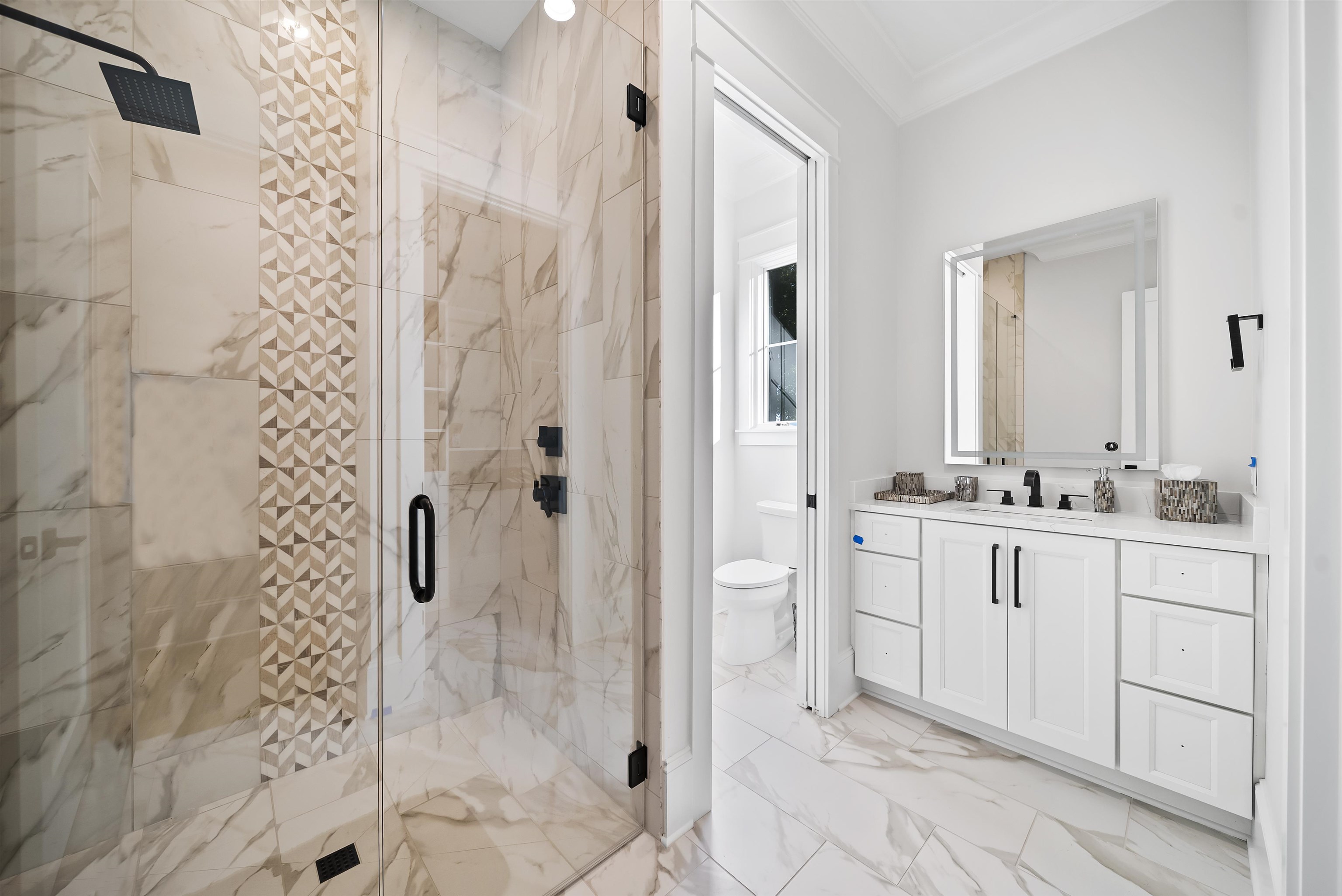 2960 LINGER LONGER DRIVE