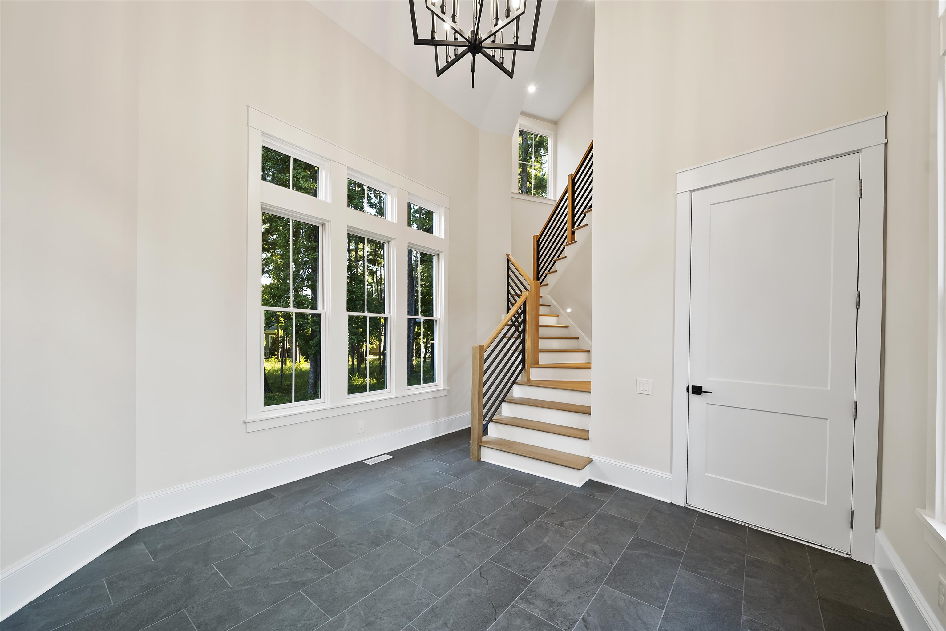 2960 LINGER LONGER DRIVE