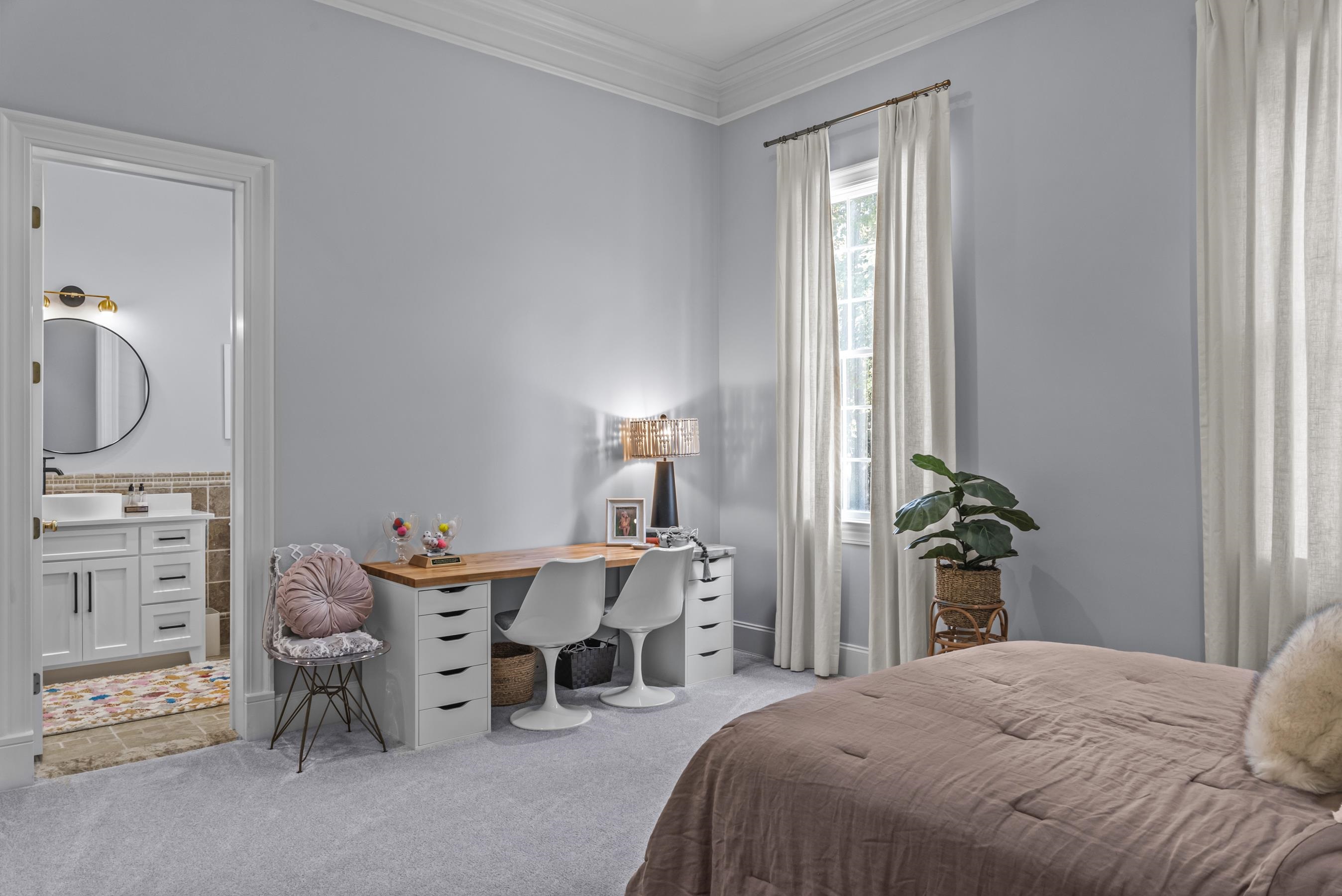 1010 CALLAHANS RIDGE