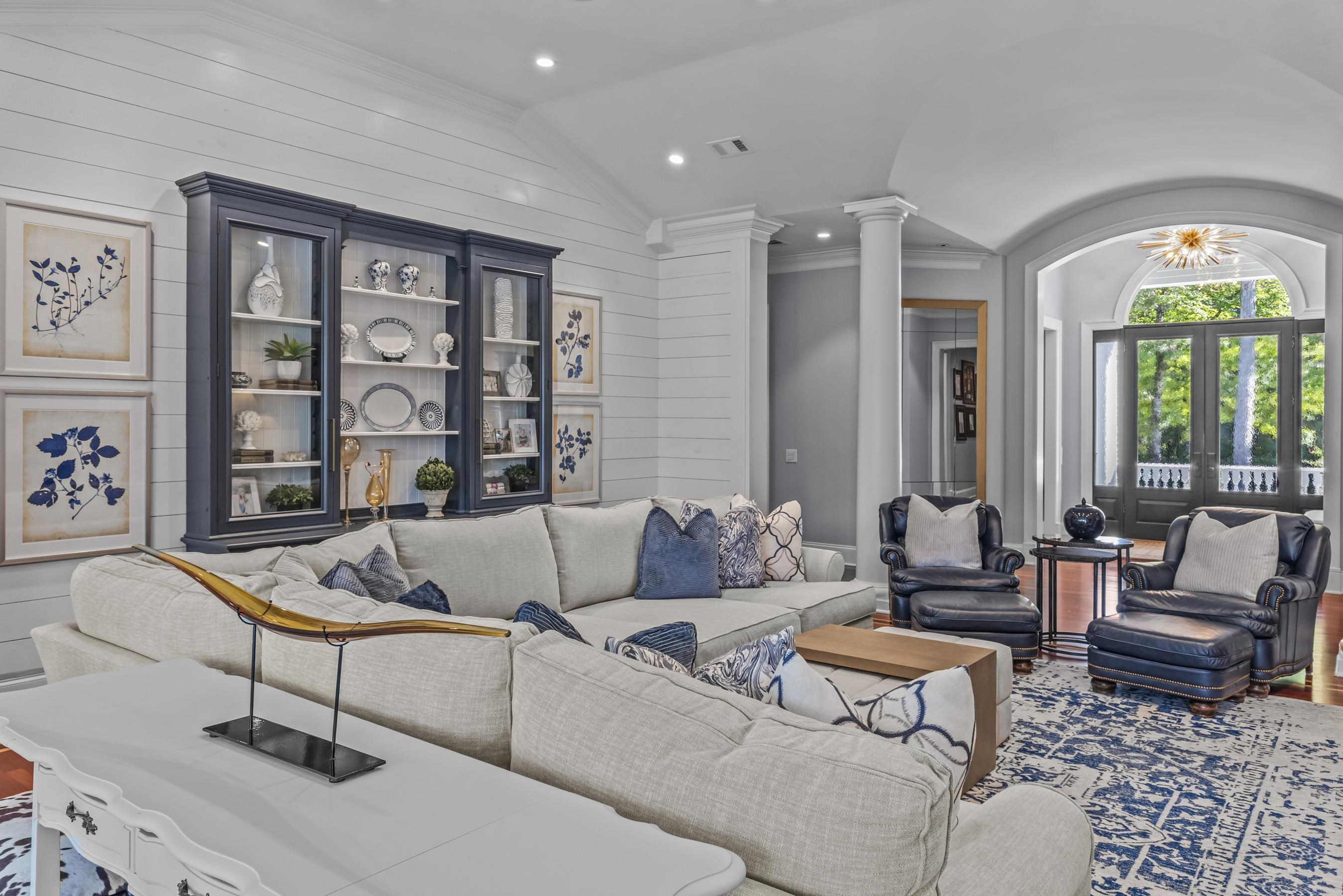 1010 CALLAHANS RIDGE