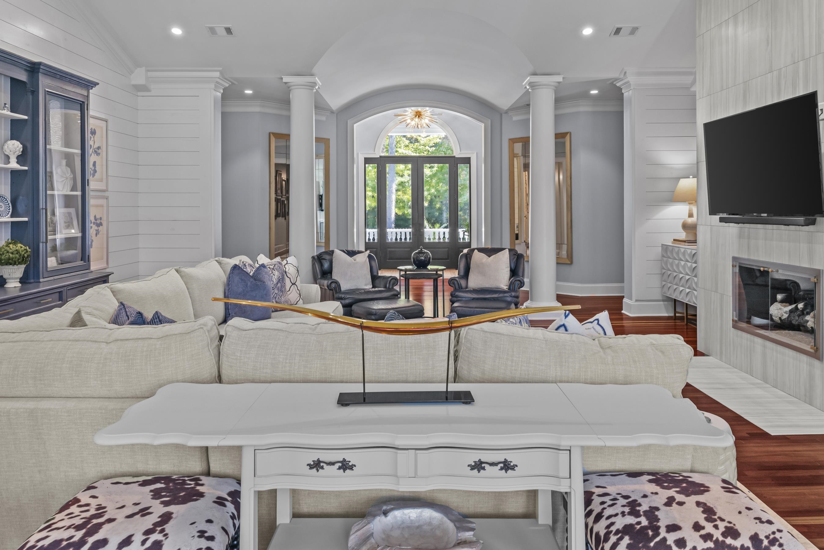 1010 CALLAHANS RIDGE