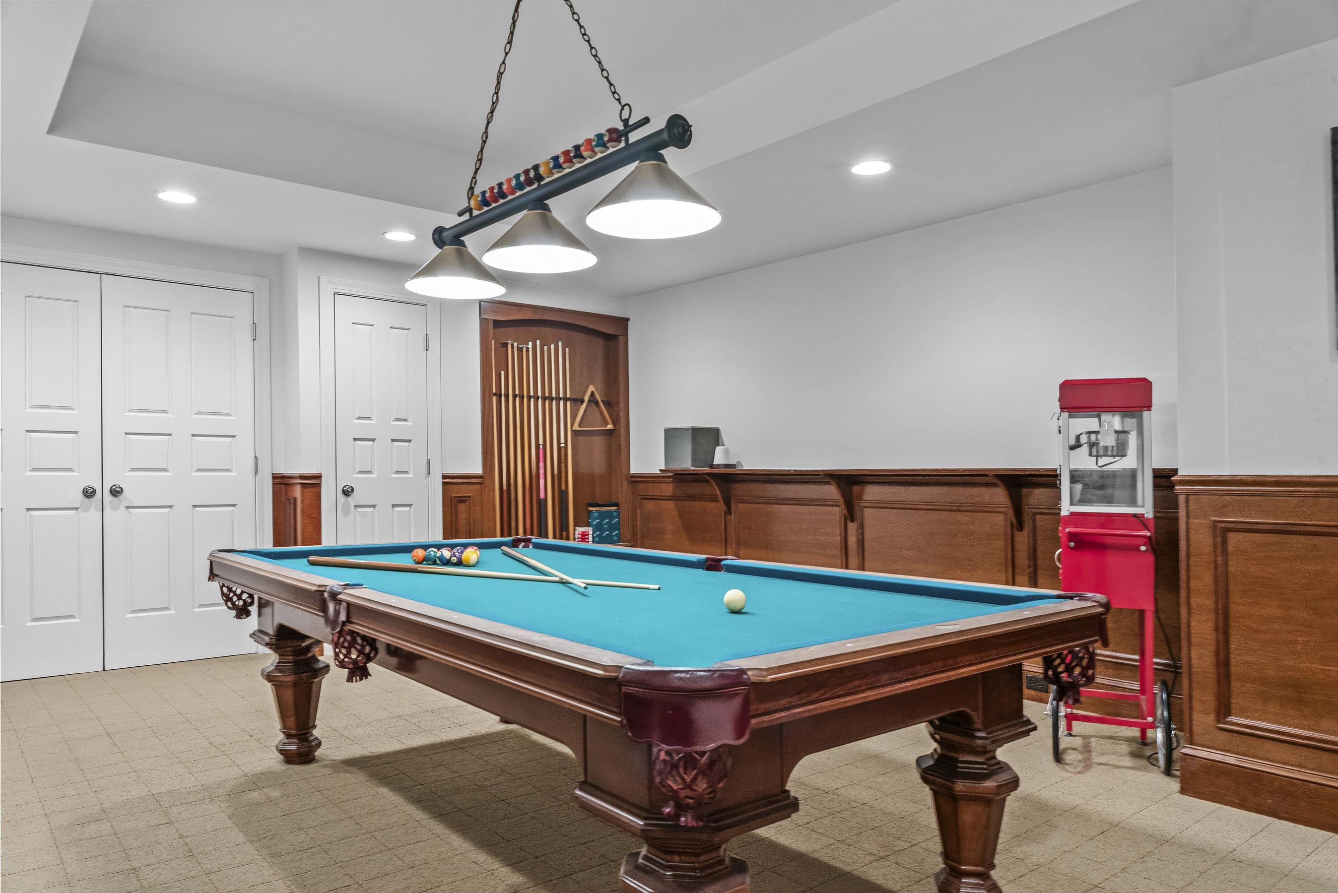 1010 CALLAHANS RIDGE