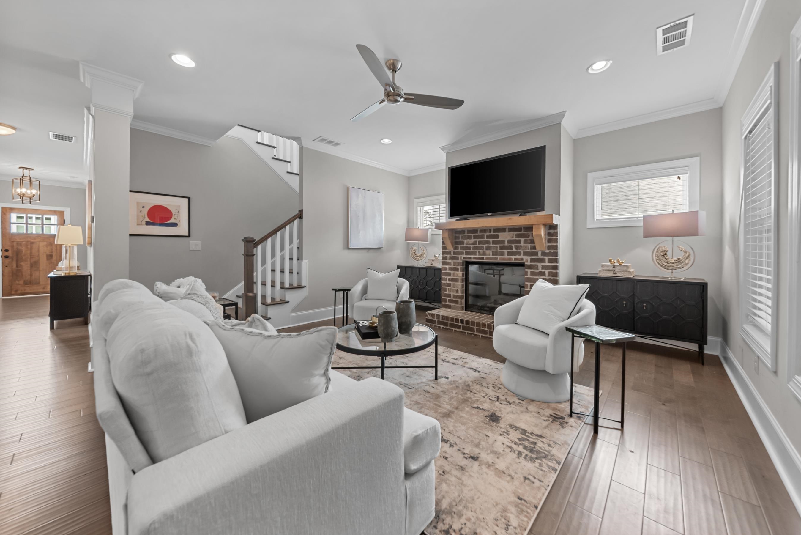 1021 SADDLERS WAY