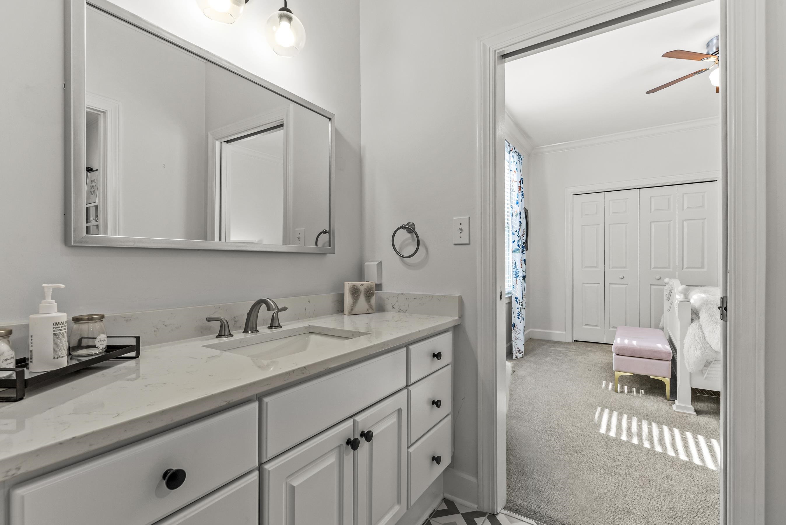 1040 KIMBROUGH HILL LANE, Greensboro