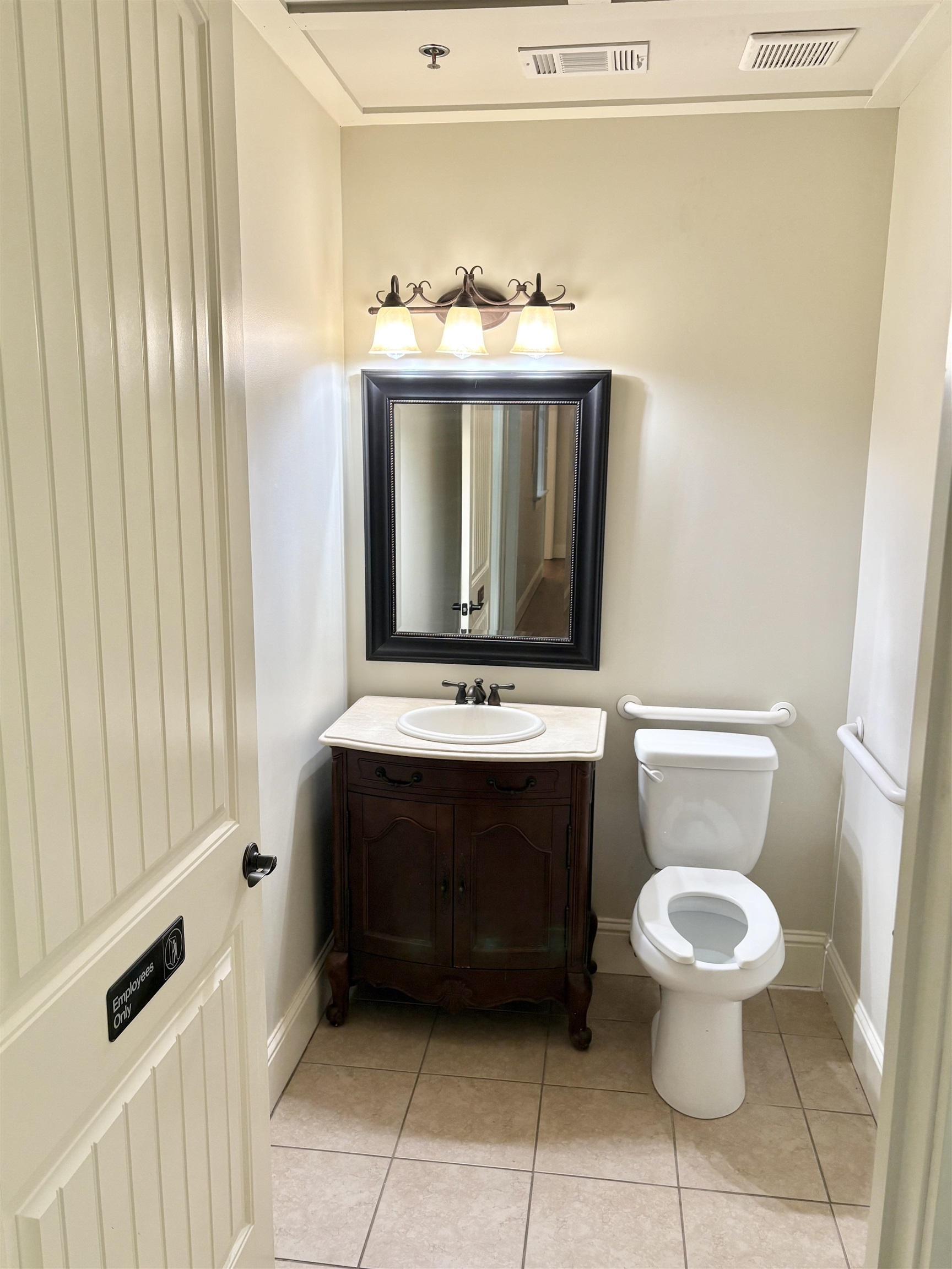 1129 LAKE OCONEE PARKWAY