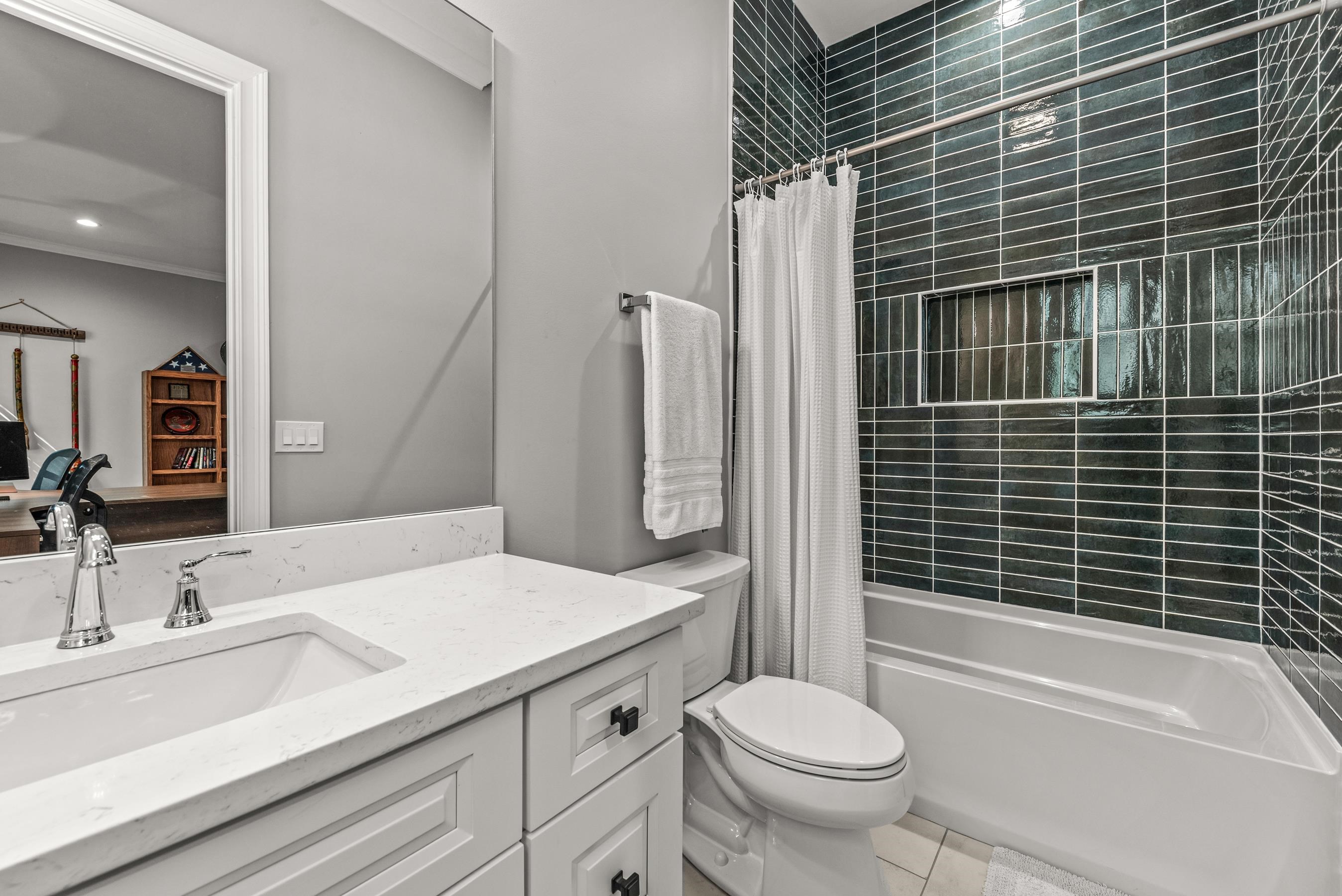 184 HARMONY BAY DRIVE