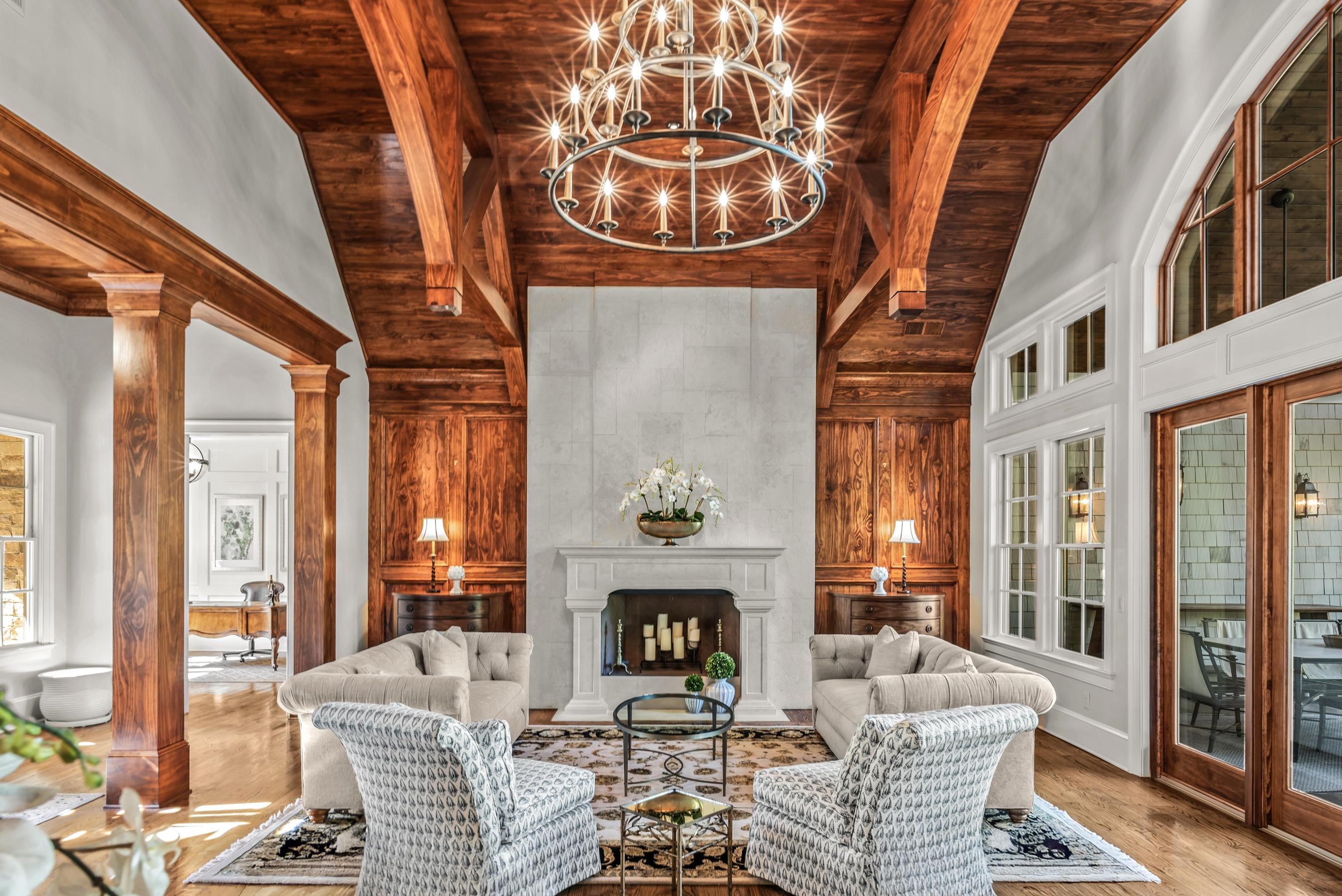 2030 LINGER LONGER DRIVE