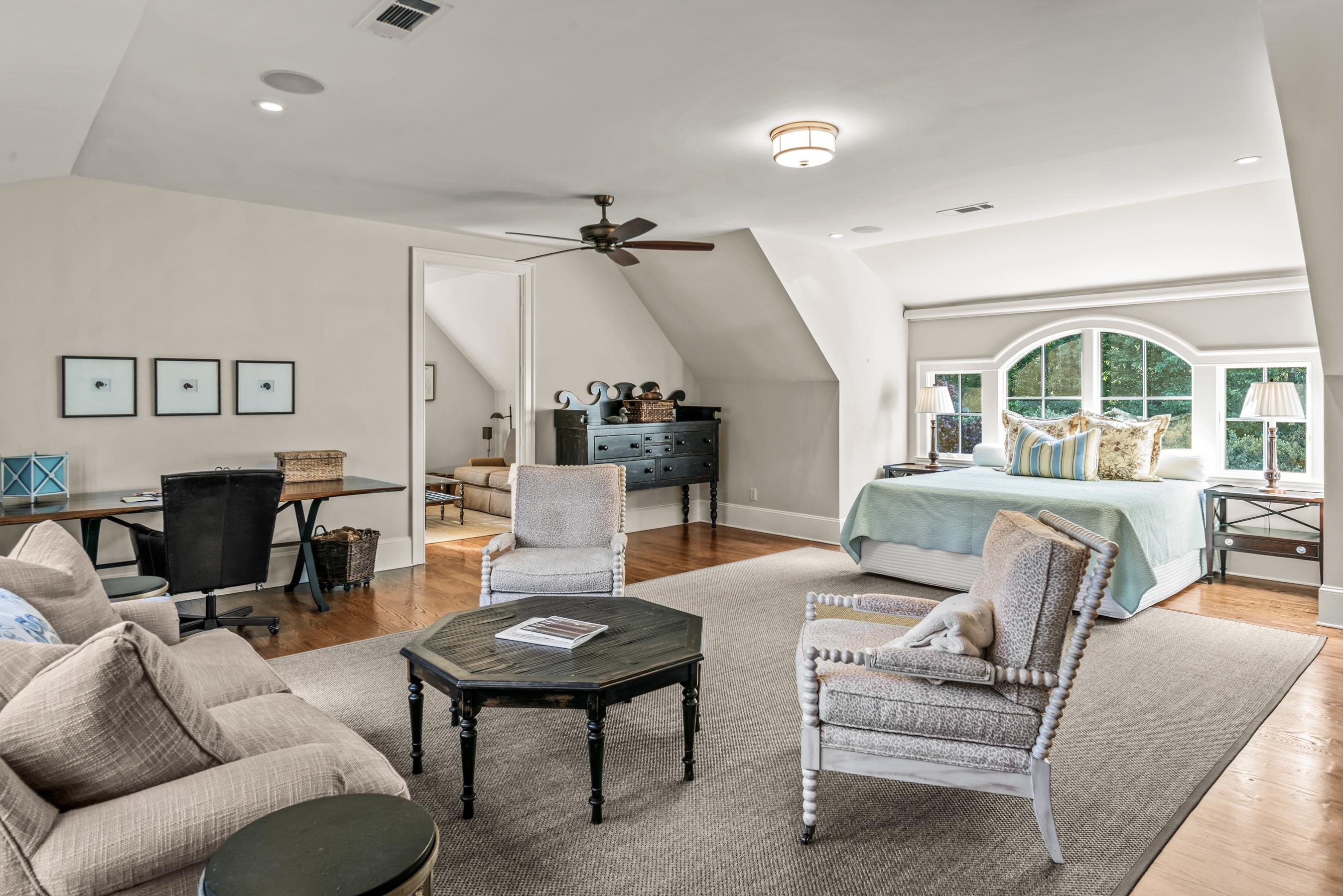 2030 LINGER LONGER DRIVE