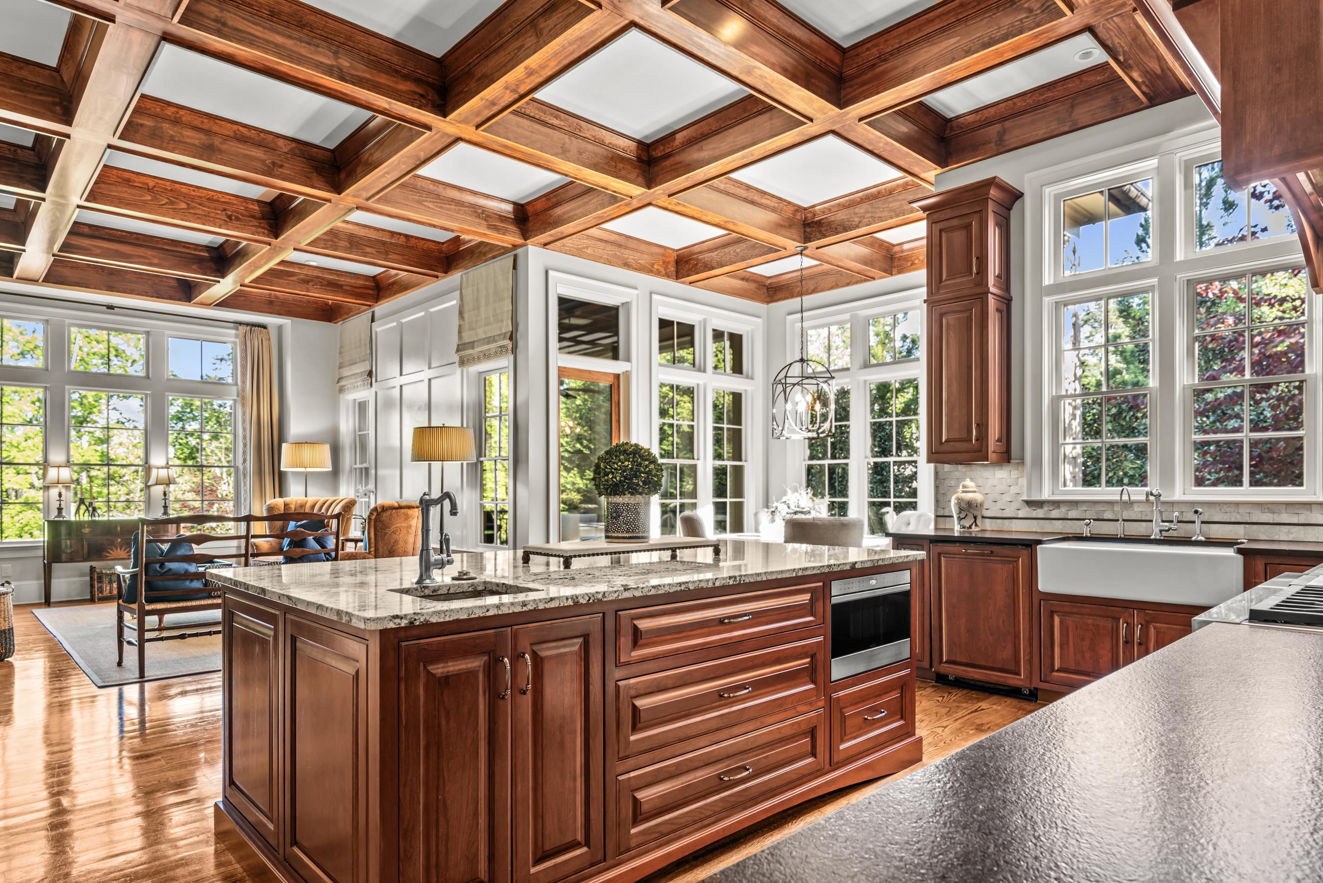 2030 LINGER LONGER DRIVE